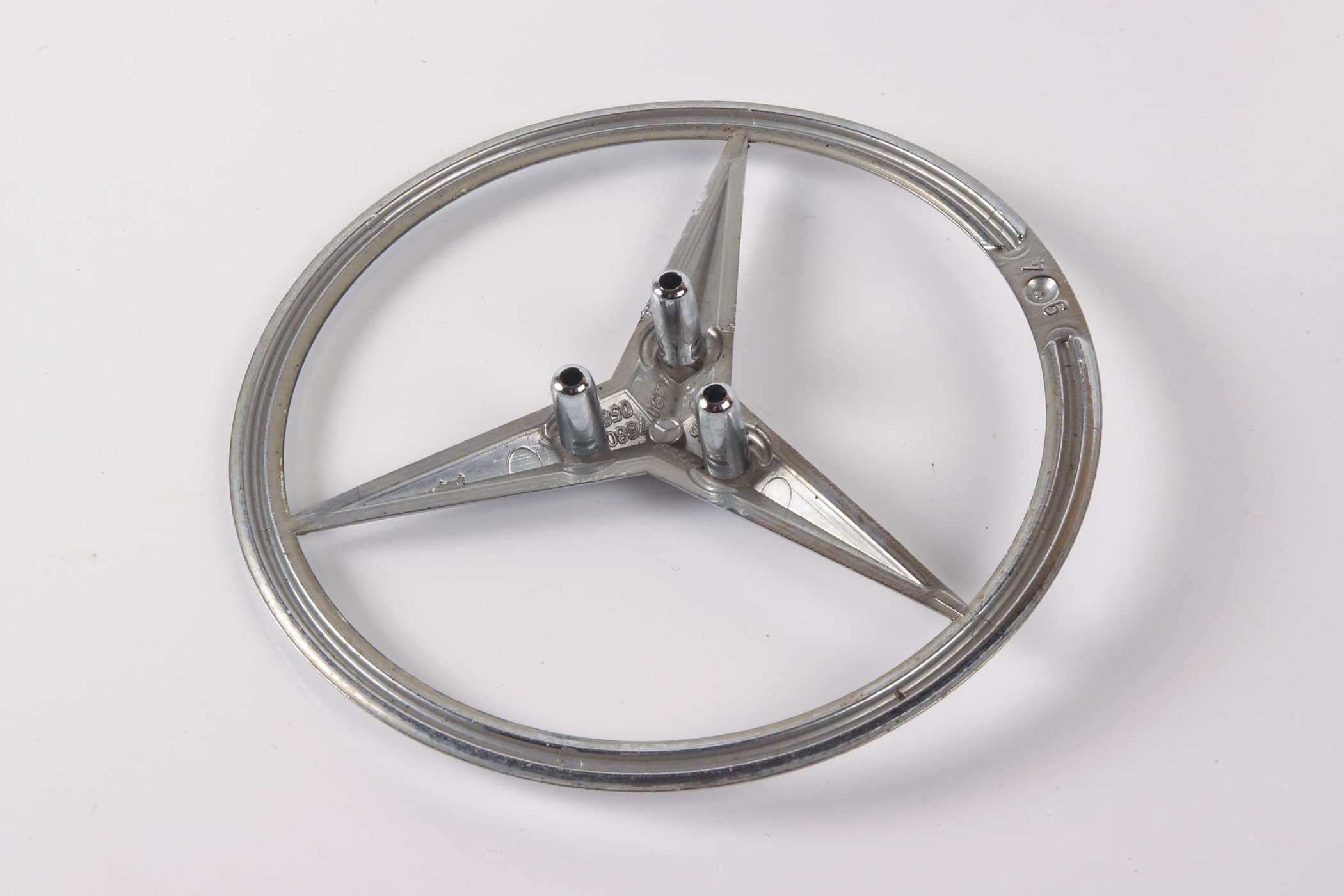 Mercedes 2307580058 Boot Badge - Rear | R230 SL (Archive)