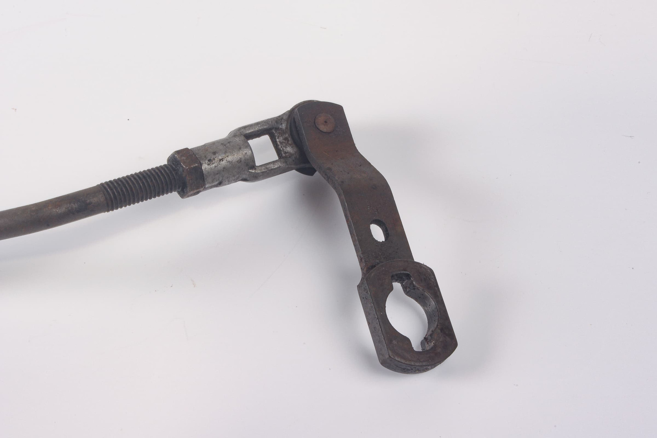 Mercedes 4602672117 Gear Selector Rod | W460 W461 G