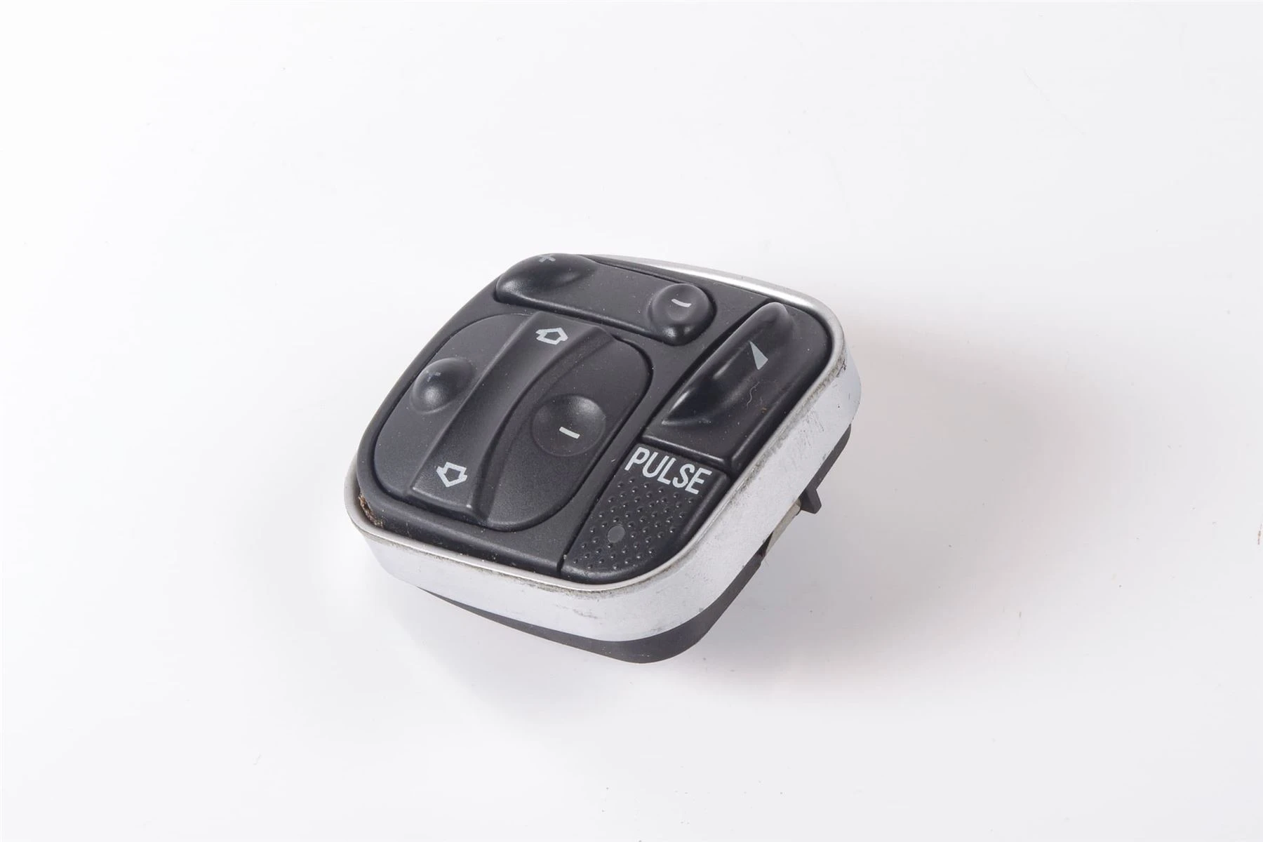 Mercedes 2158207210 Seat Massage Switch - Front Grey | W211 E C215 CL C219...