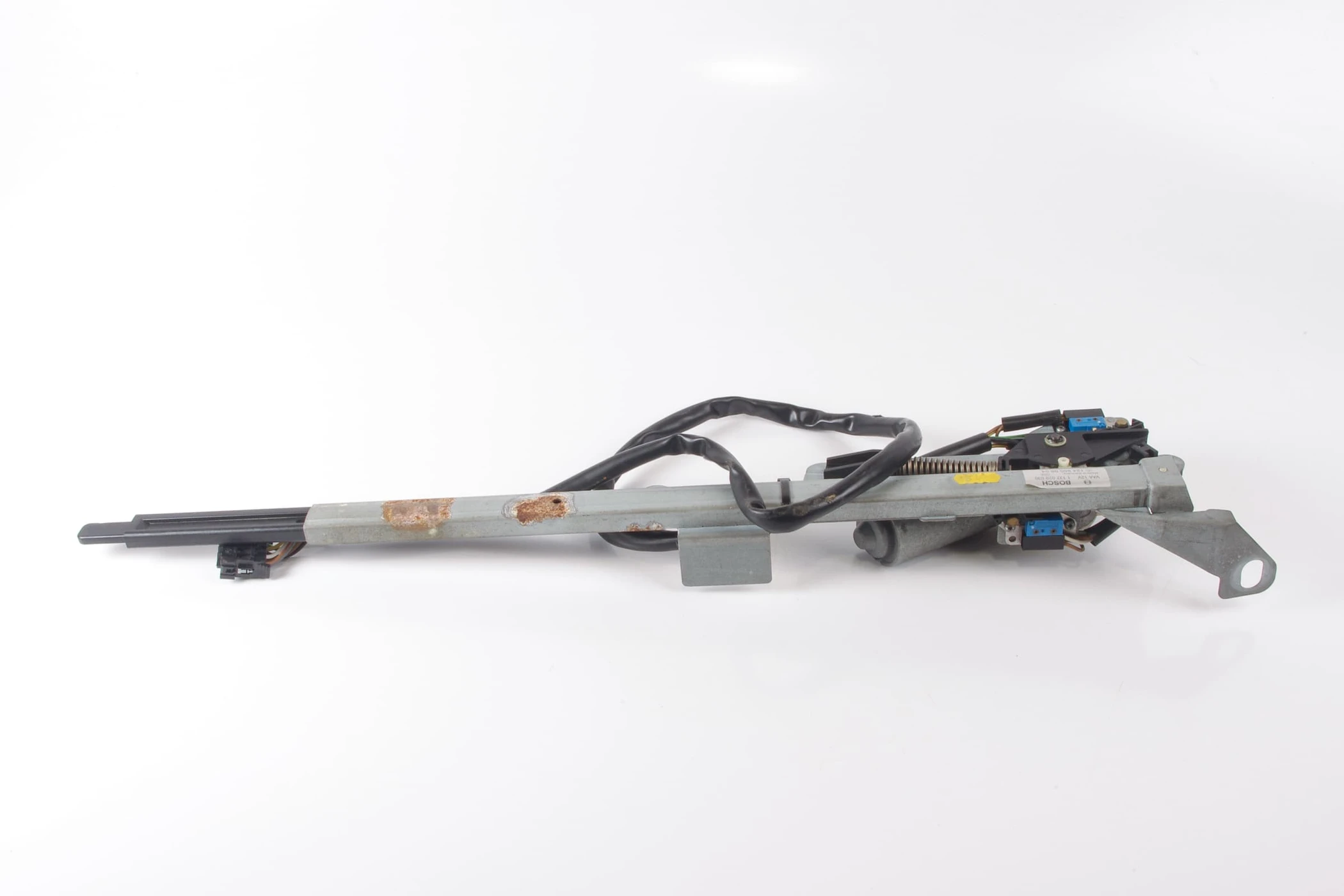 Mercedes 1248600604 Seat Belt Presenter - Right | A124 E