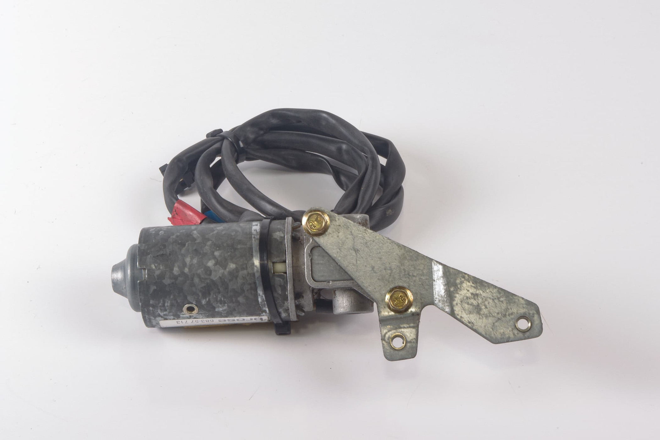 Mercedes 0038202142 Seat Adjust Motor - Front | W124 E W126 W140 S R129 SL...