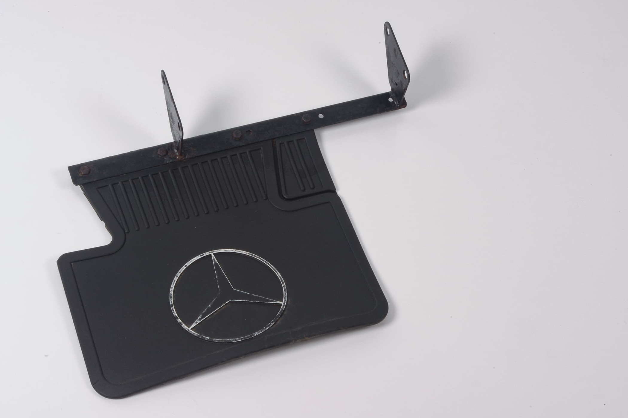 Mercedes 4608891105 Mud Flap - Rear Left | W460 W461 W463 G