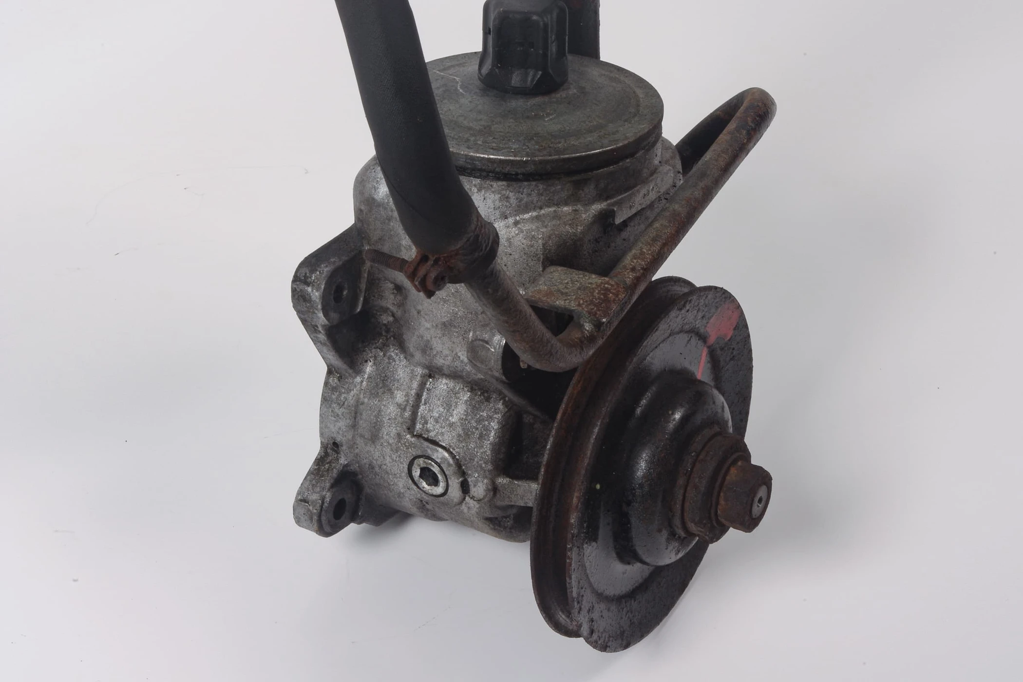 Mercedes 1264601580 Power Steering Pump | C107 R107 SL W115 W123 E W460 W461 G