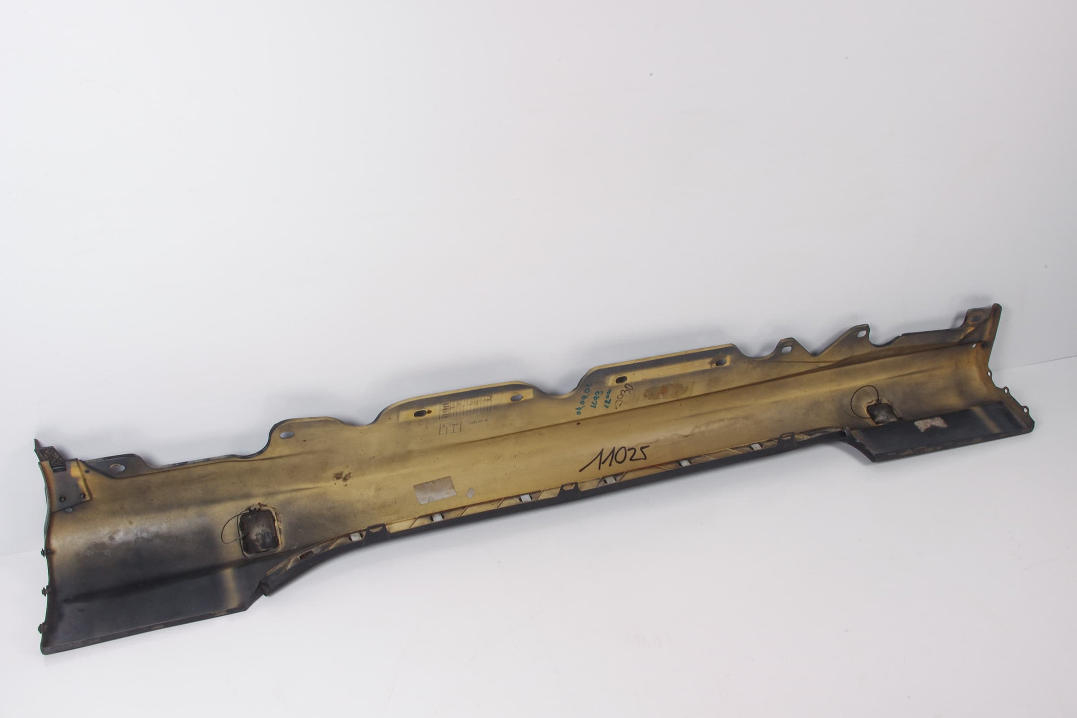 Mercedes 2306980454 Skirt Panel - Right Black | R230 SL