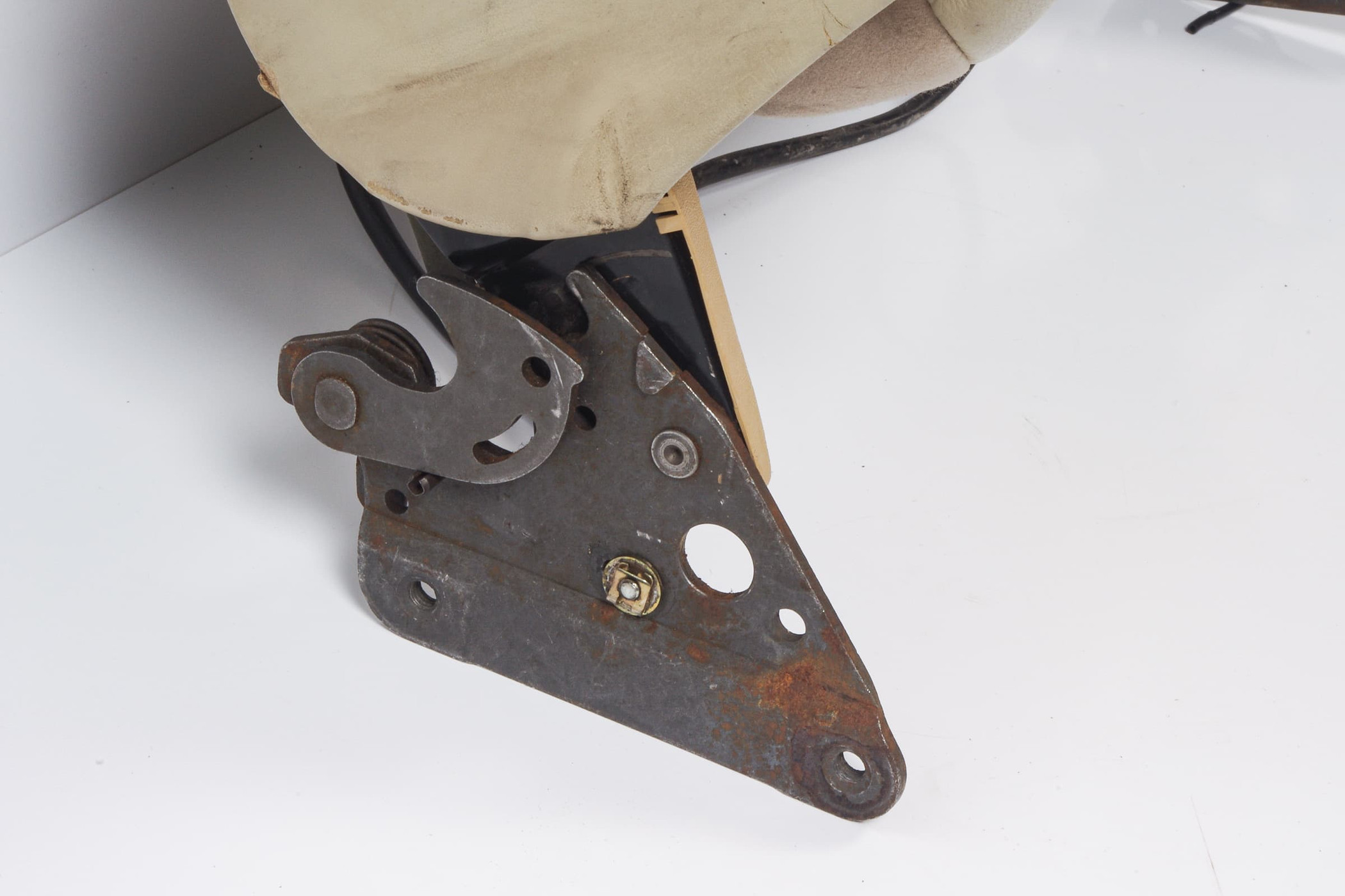 Mercedes 1249105047 Seat Backrest - Front Left Beige | C124 A124 E