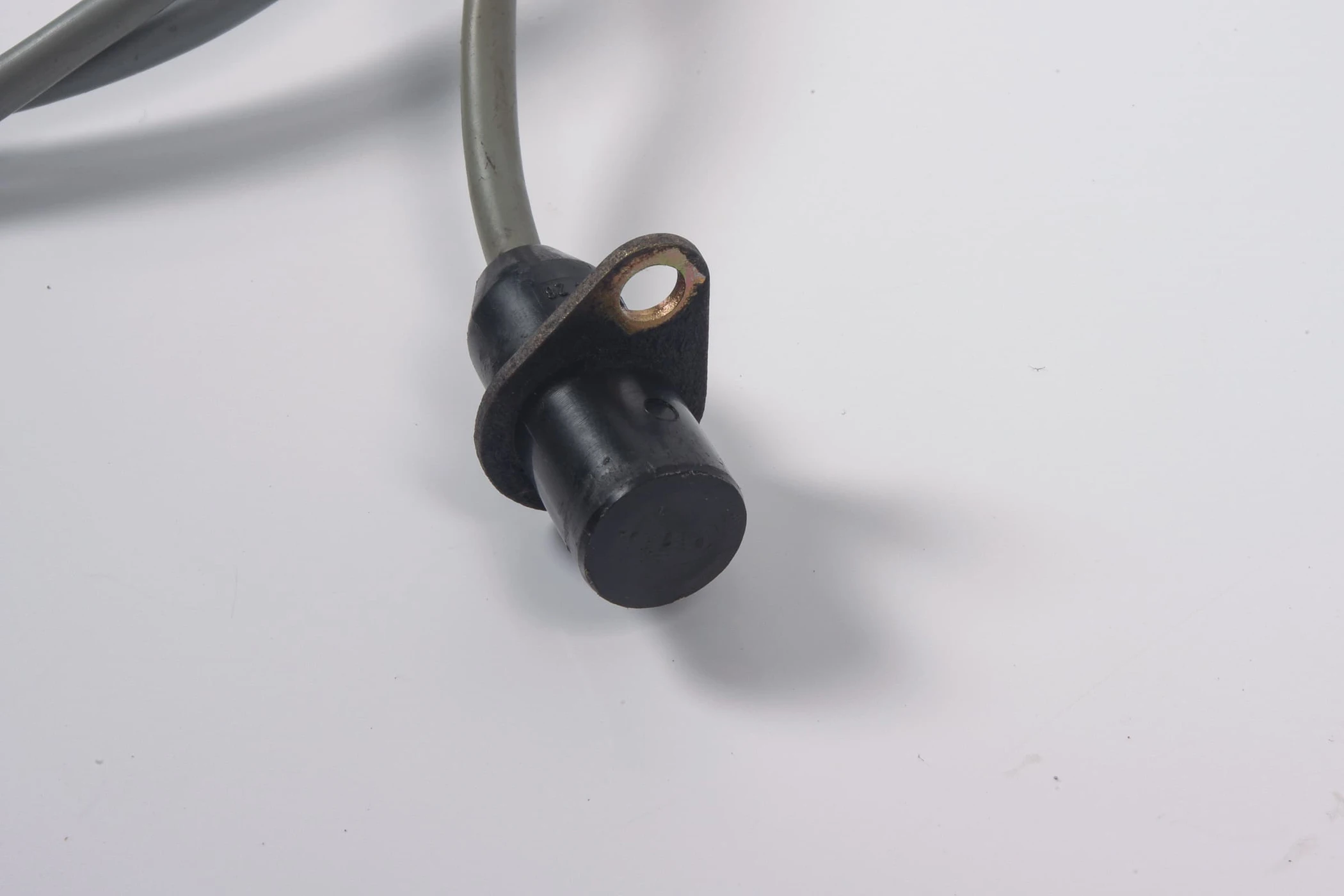 Mercedes 0011538428 Crankshaft Position Sensor | C107 R107 SL W116 W126 S...