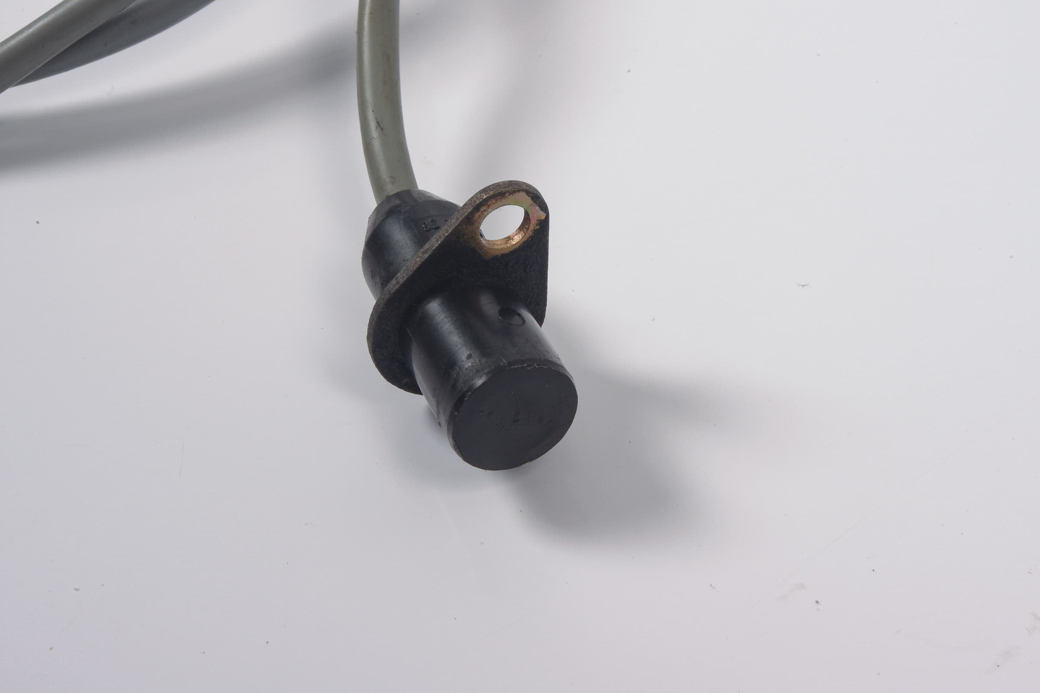 Mercedes 0011538428 Crankshaft Position Sensor | C107 R107 SL W116 W126 S...