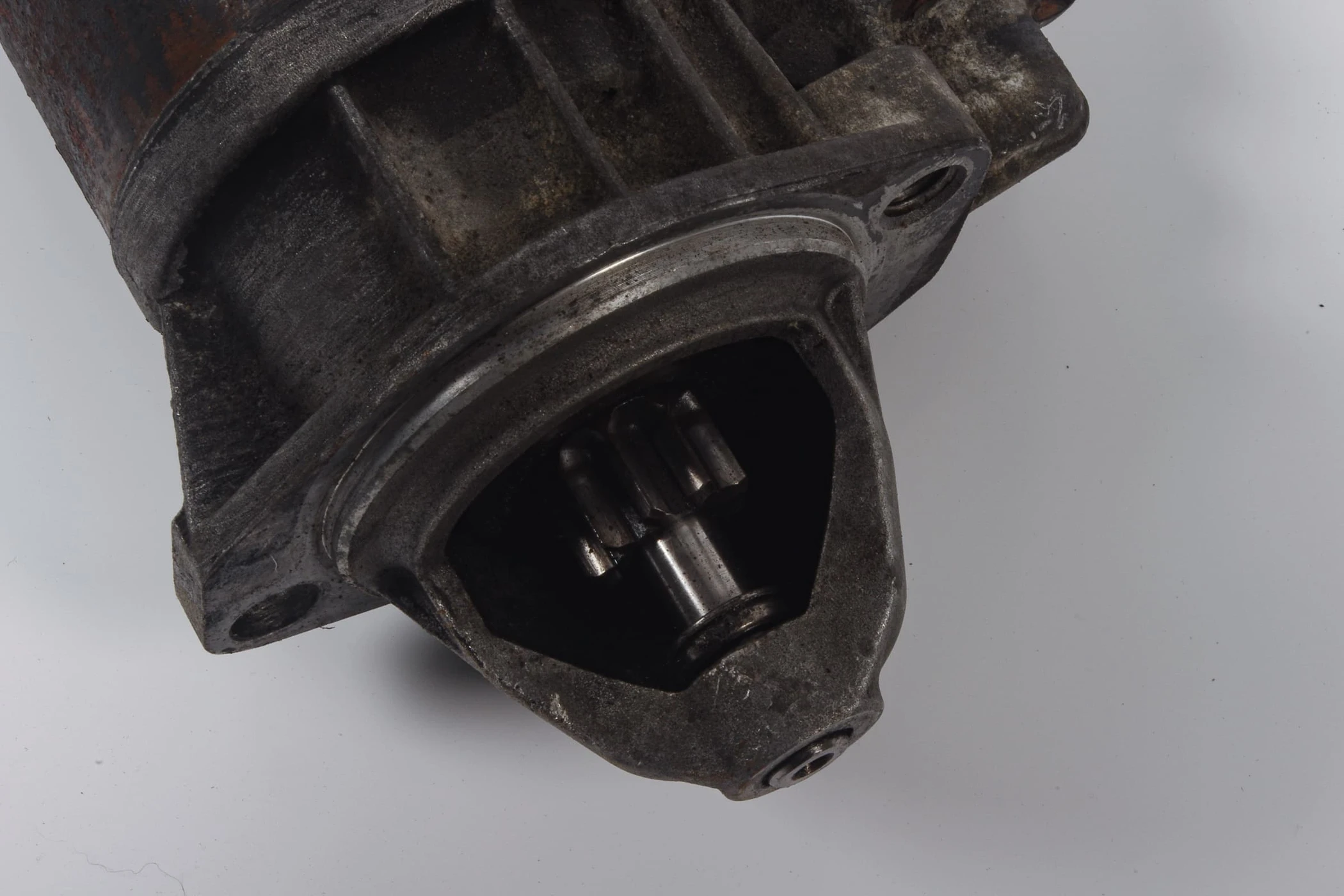 Mercedes 0021517001 Starter Motor | C107 R107 SL W110 W114 W123 E W111 W116 S