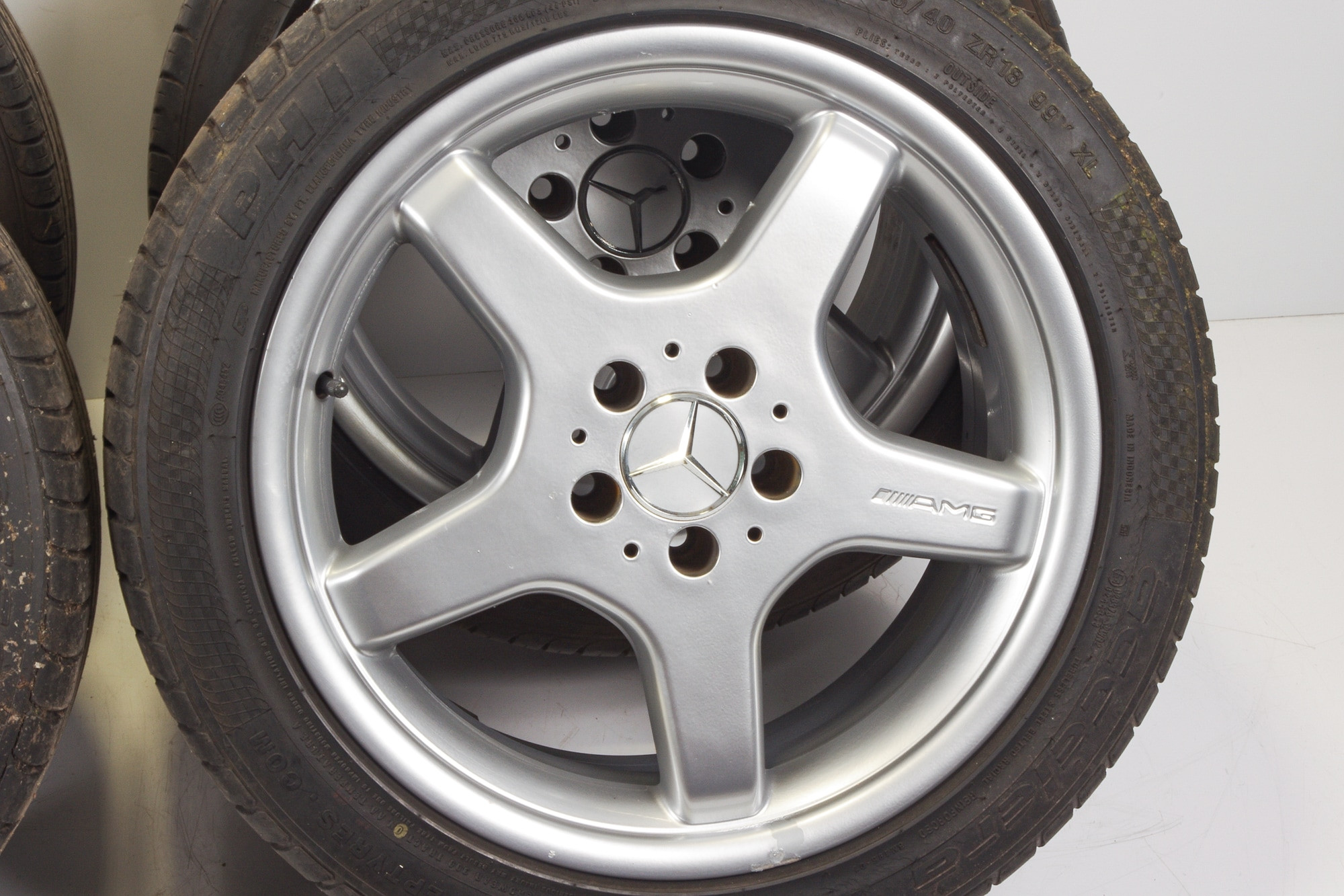 Mercedes 2304012002 AMG Alloy Wheel x4 - Silver | R230 SL