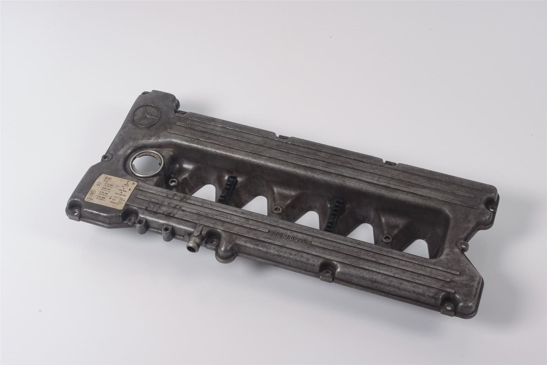 Mercedes 1100160905 Valve Cylinder Head Cover | C107 R107 SL W116 W126 S W123...