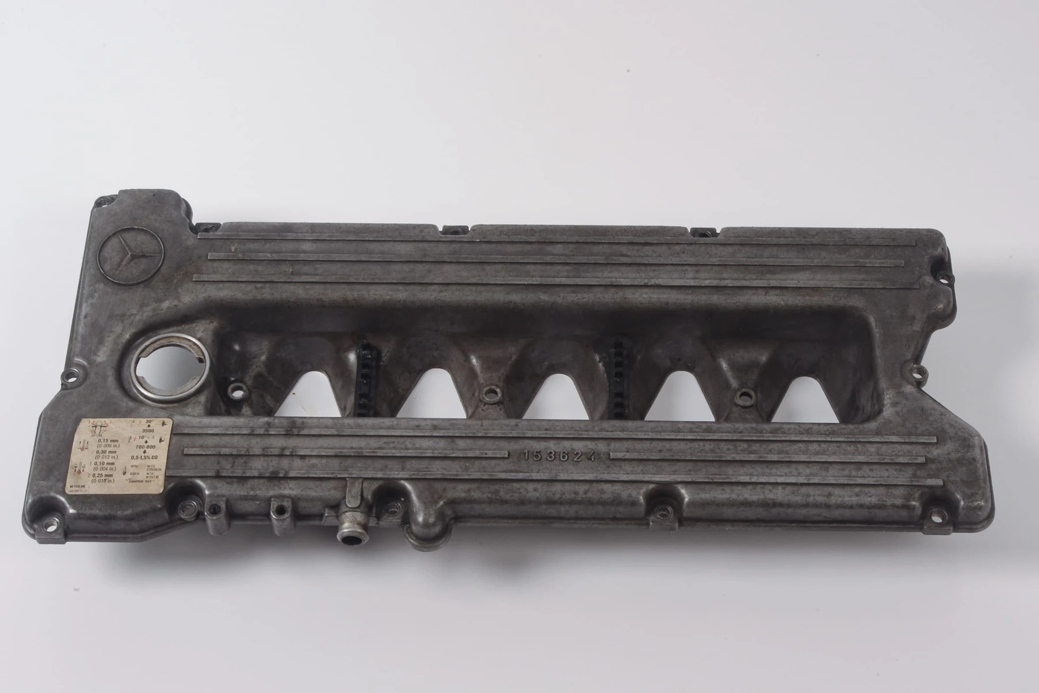 Mercedes 1100160905 Valve Cylinder Head Cover | C107 R107 SL W116 W126 S W123...