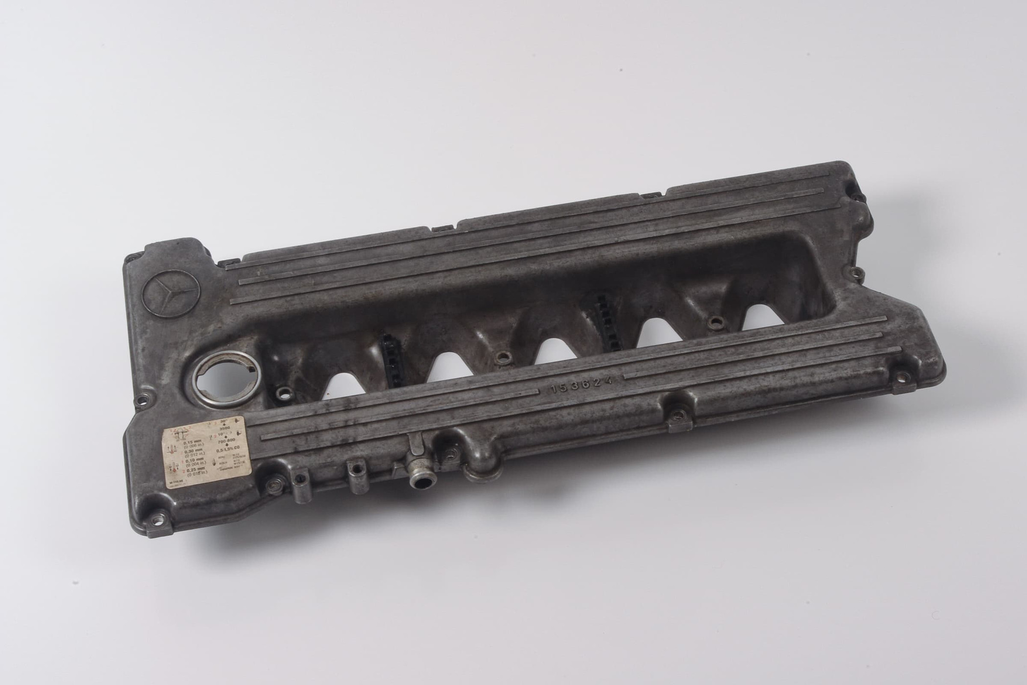 Mercedes 1100160905 Valve Cylinder Head Cover | C107 R107 SL W116 W126 S W123...