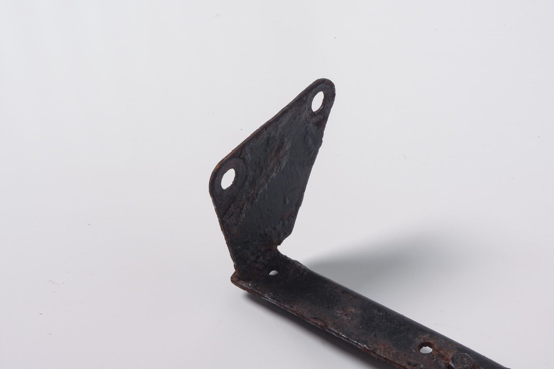 Mercedes 4608891005 Mud Flap - Rear Right | W460 W461 W463 G