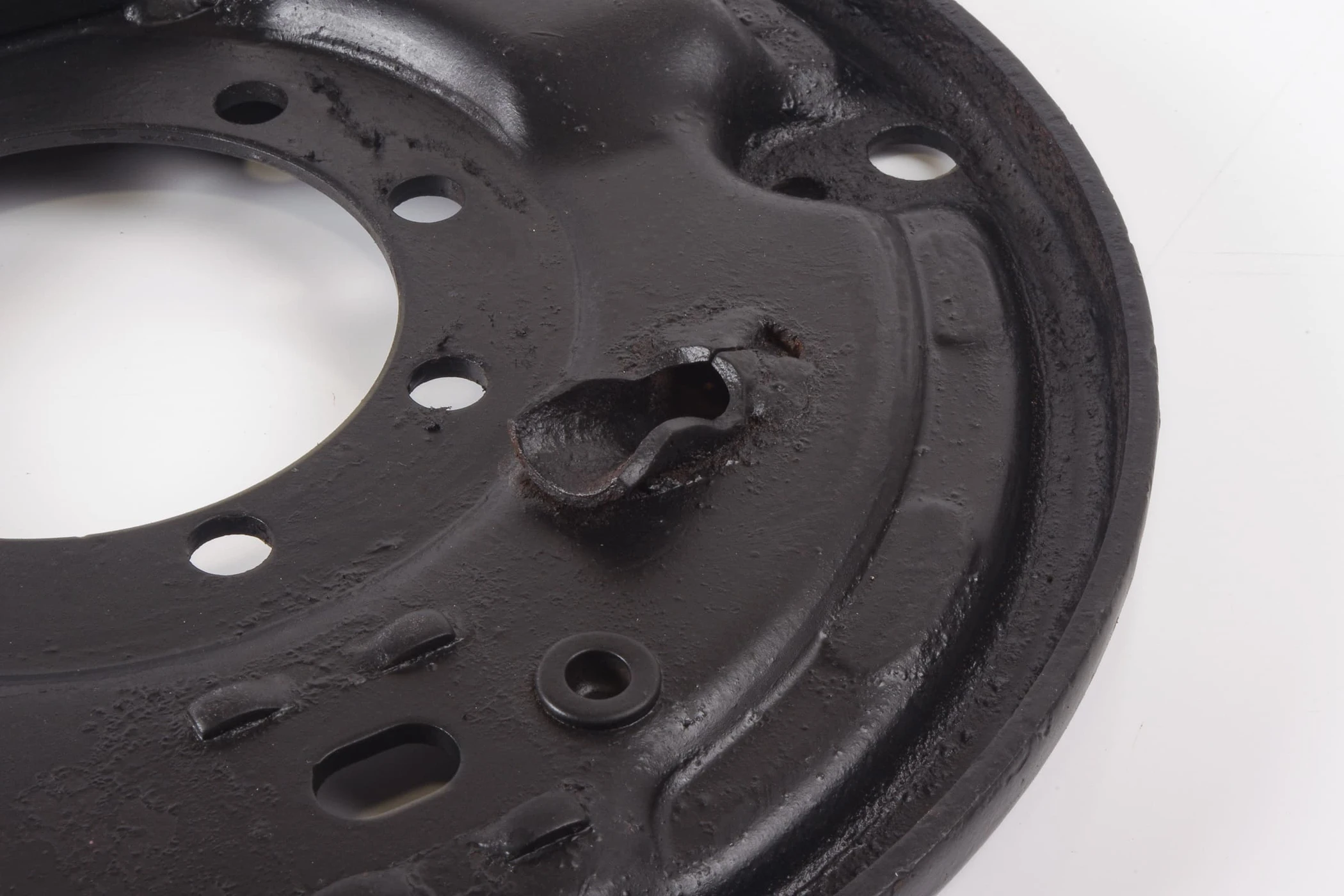 Mercedes 0004230905 Brake Support Plate - Rear Right | W460 G