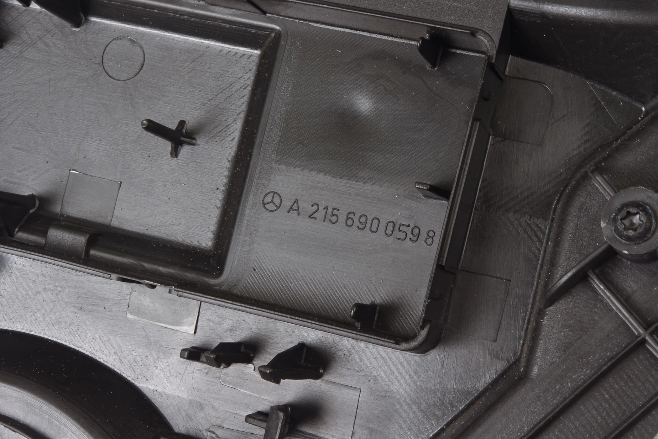 Mercedes 2156900598 Antenna Housing - Left | C215 CL