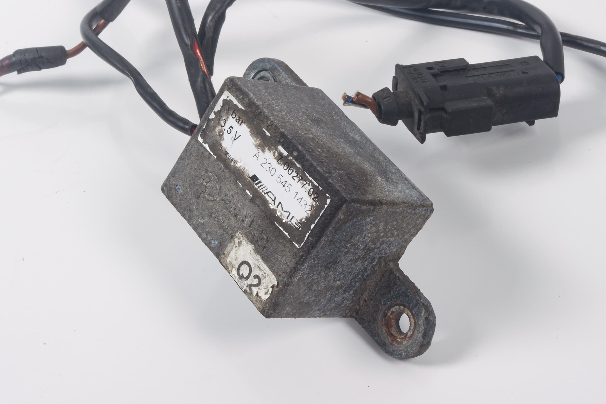 Mercedes 2305451432 Fuel Pump Control Unit | C215 CL W220 S R230 SL