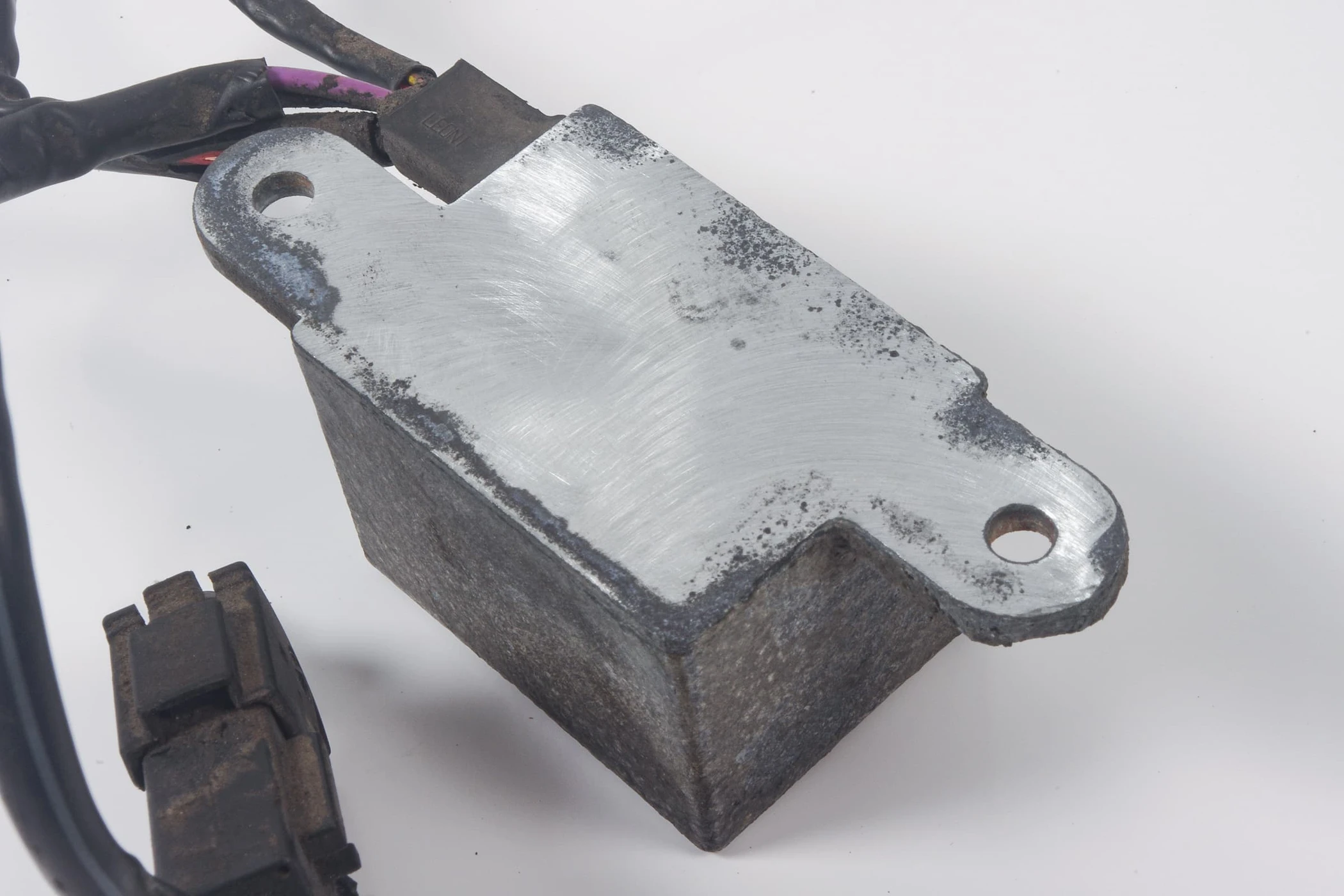 Mercedes 2305451432 Fuel Pump Control Unit | C215 CL W220 S R230 SL