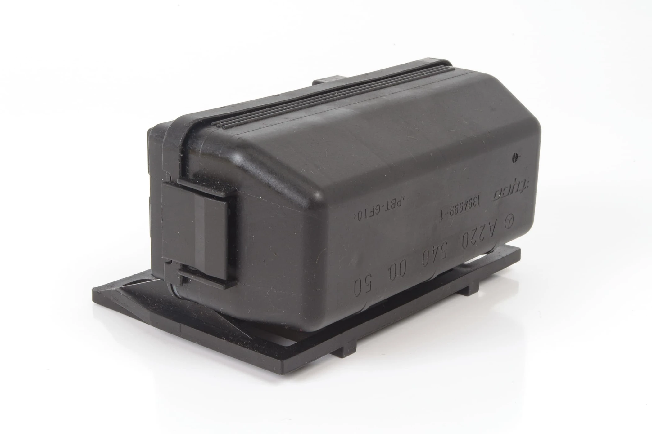 Mercedes 2205400050 Fuse Box | C215 CL W220 S