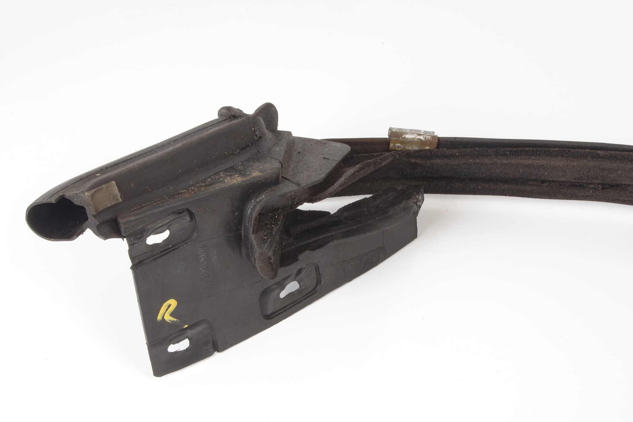 Mercedes 2157200424 Window Seal - Right | C215 CL