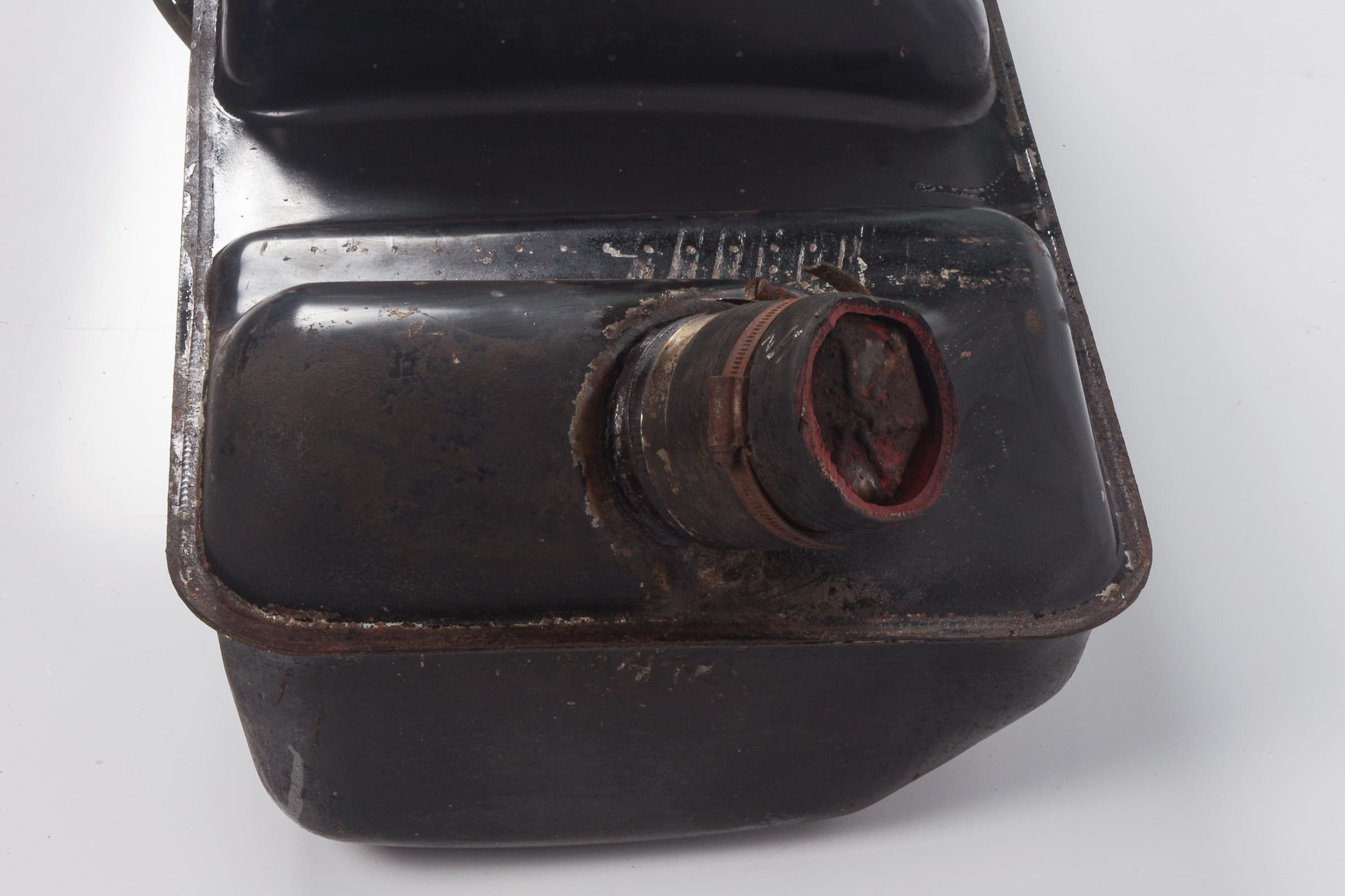 Mercedes 4604700201 Fuel Tank | W460 G