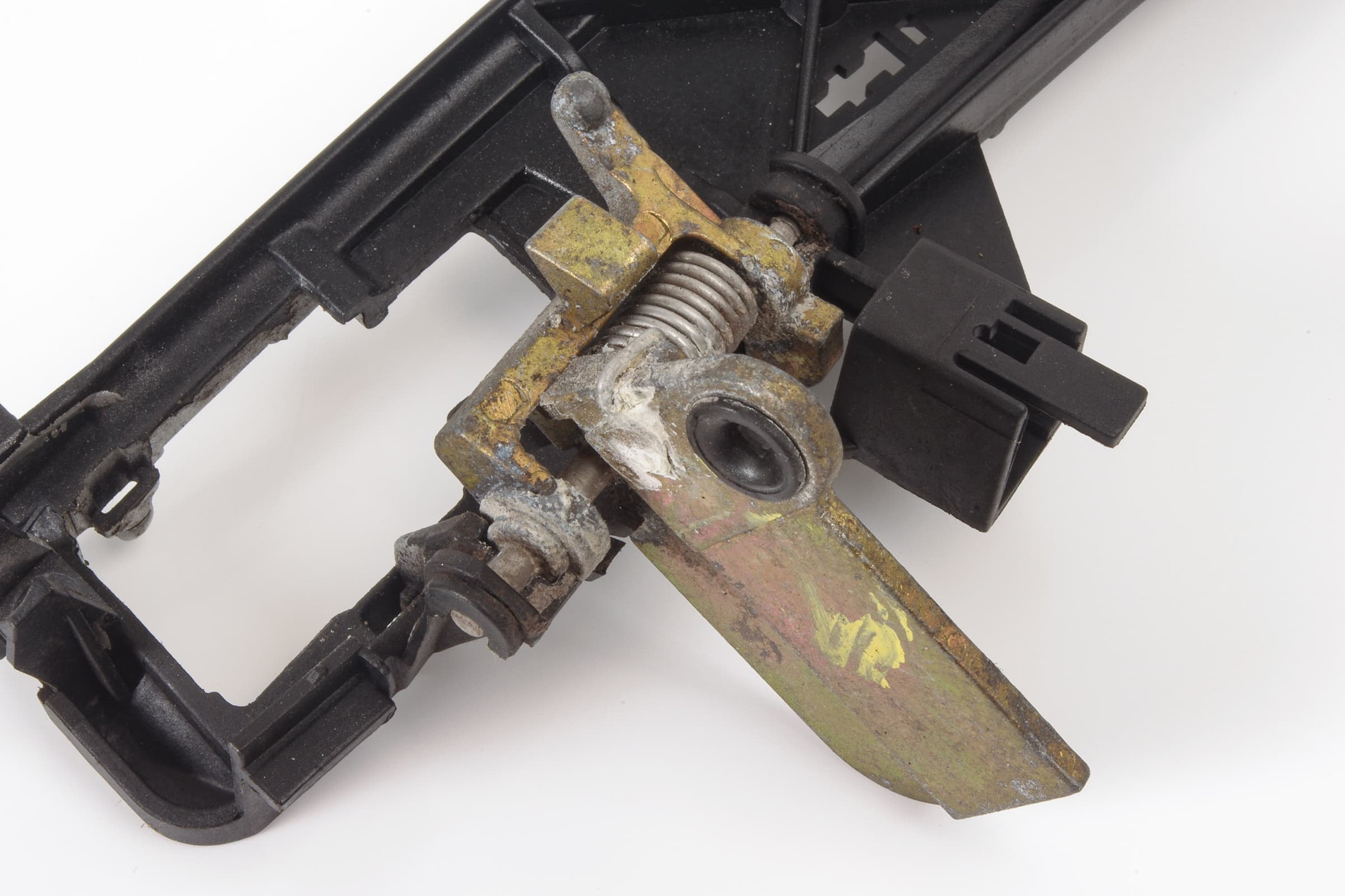 Mercedes 2157600334 Exterior Door Handle Mechanism - Left | C215 CL