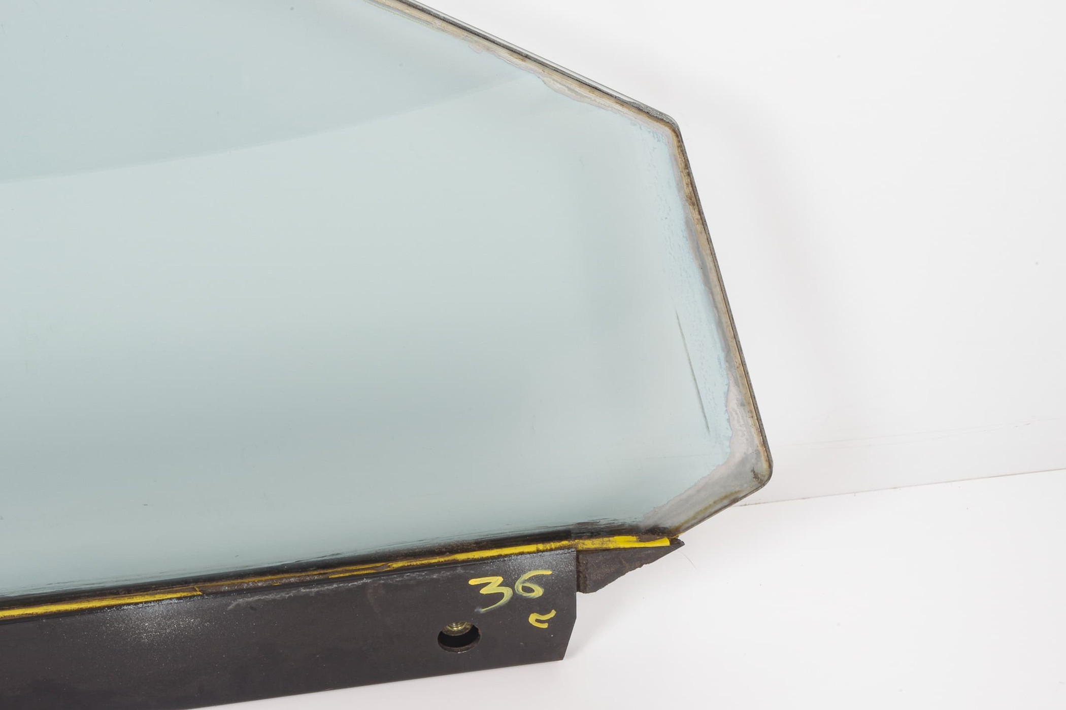 Mercedes 2157200218 Window Glass - Front Right | C215 CL