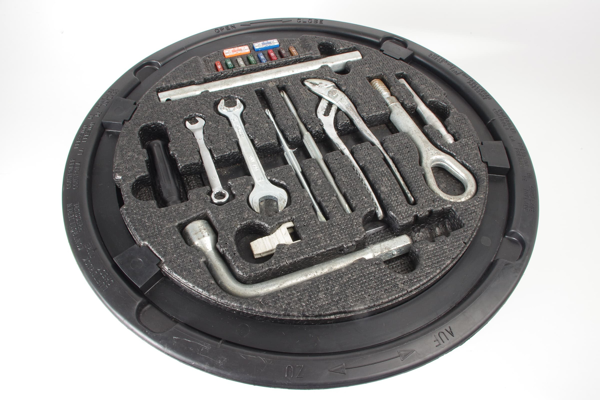 Mercedes 2205800005 Tool Kit | C215 CL W220 S