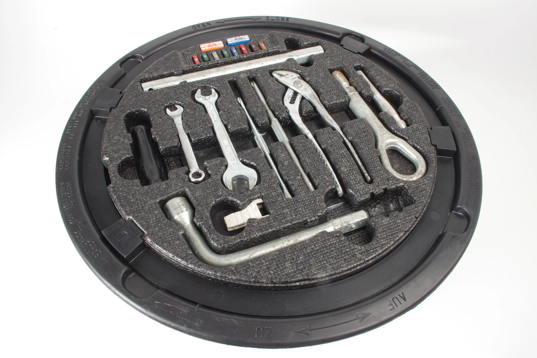 Mercedes 2205800005 Tool Kit | C215 CL W220 S