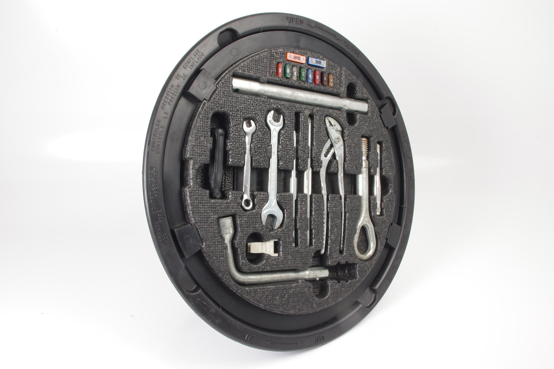 Mercedes 2205800005 Tool Kit | C215 CL W220 S