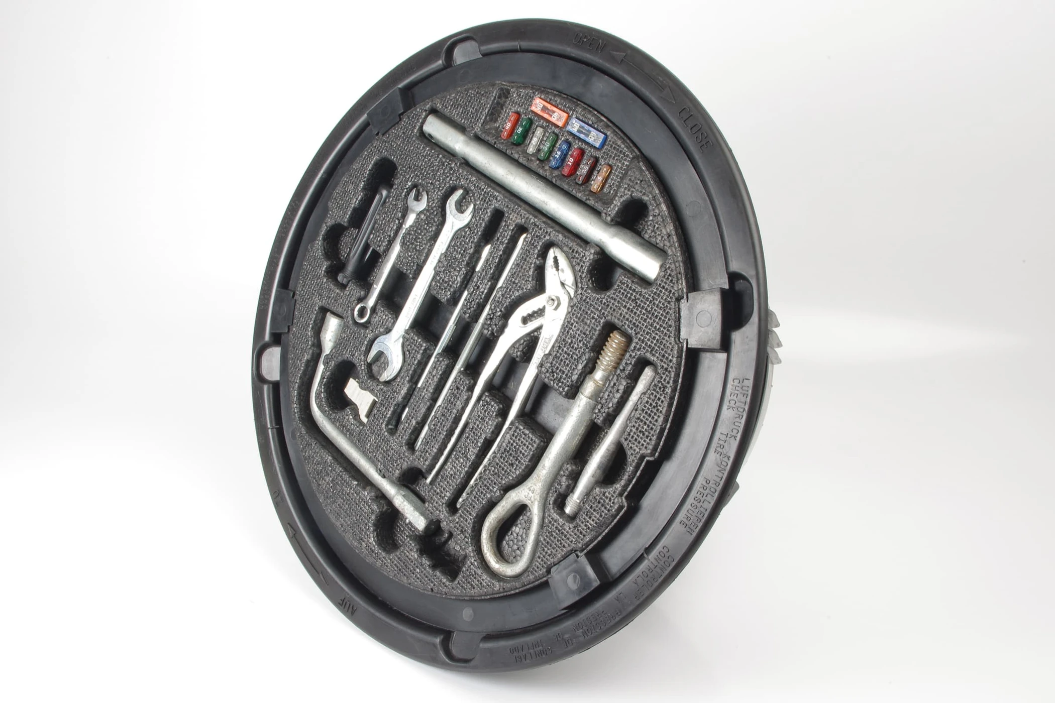 Mercedes 2205800005 Tool Kit | C215 CL W220 S