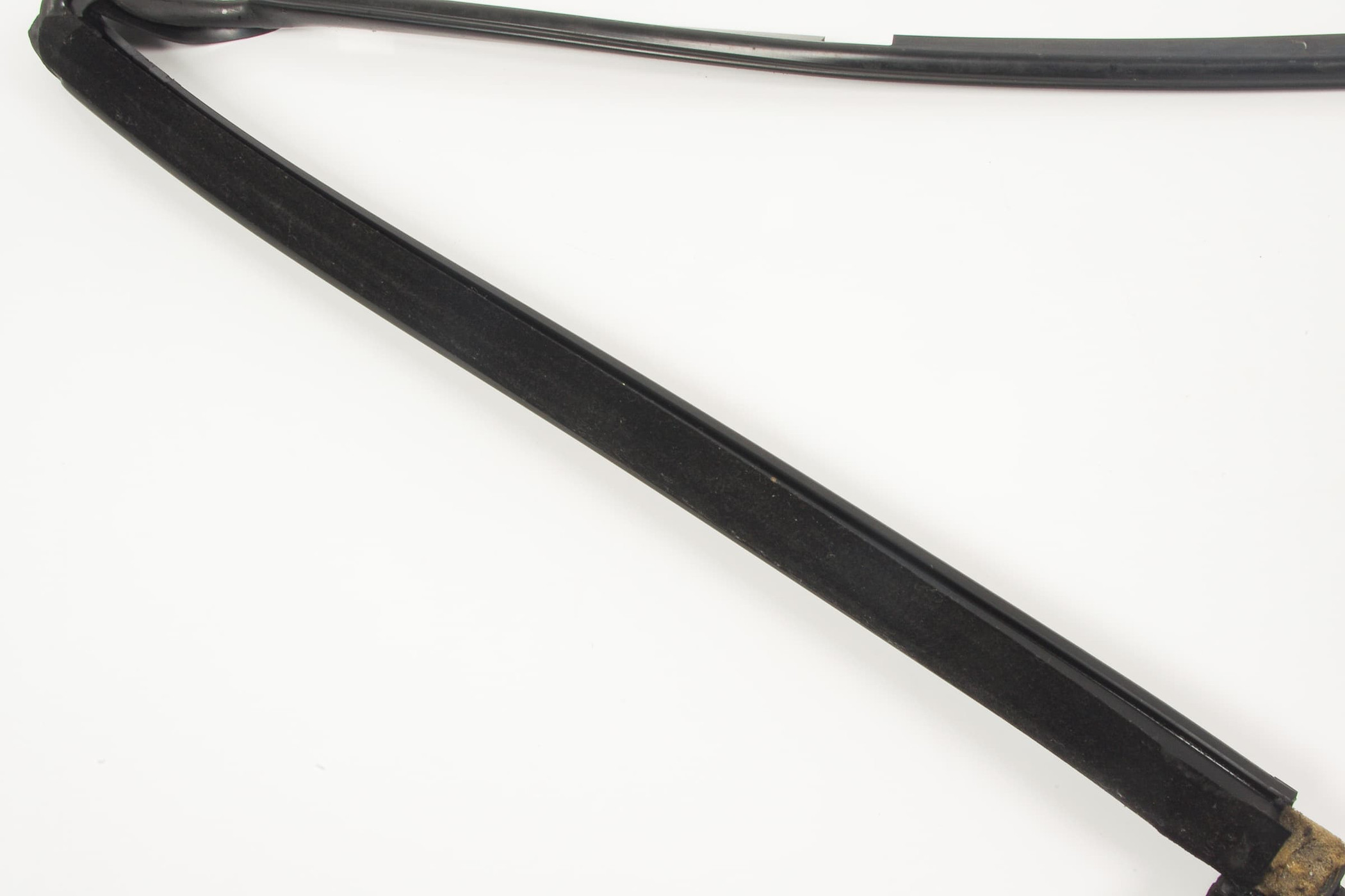 Mercedes 1297900066 Hardtop Seal | R129 SL