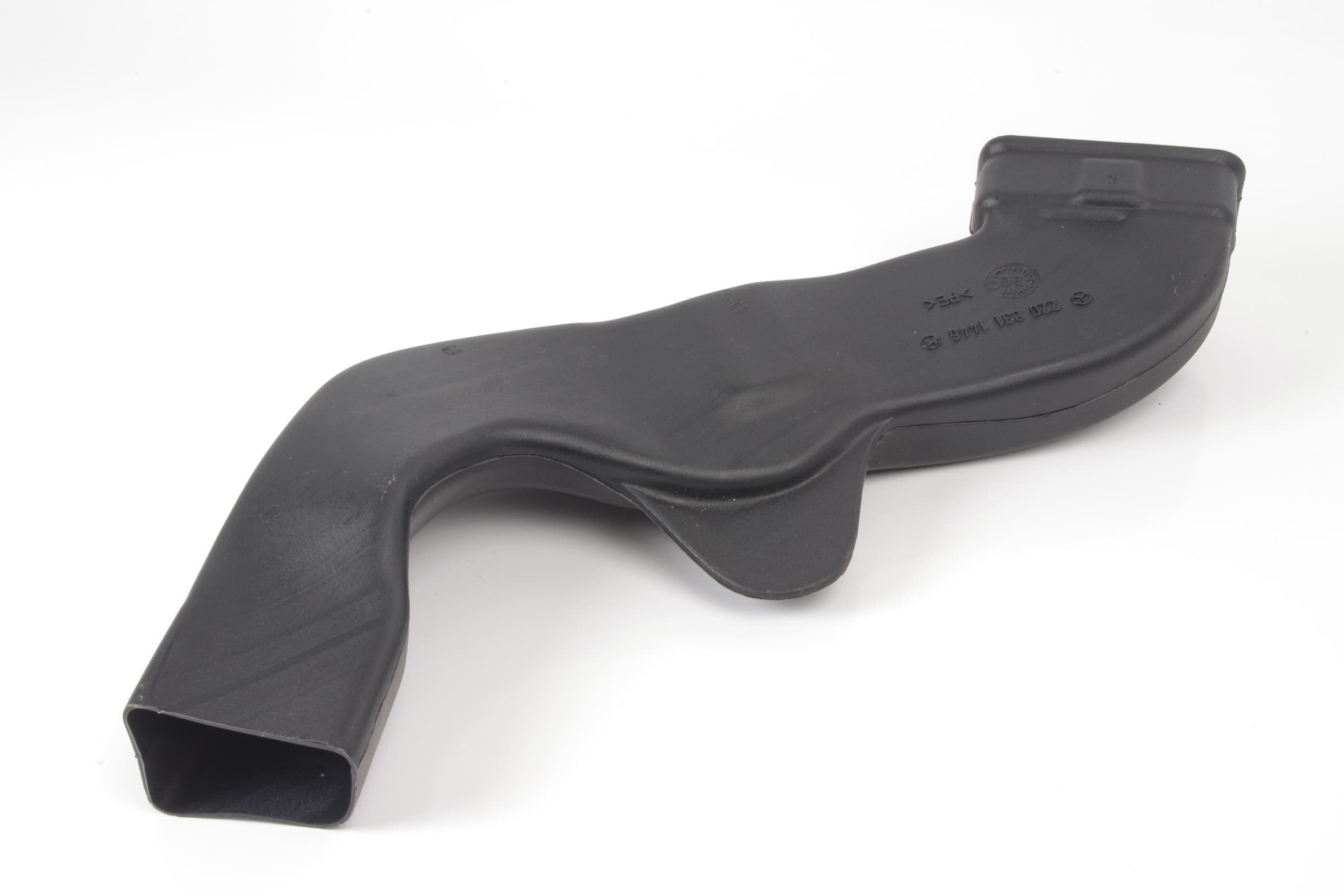 Mercedes 2208311446 Air Duct - Right | C215 CL W220 S