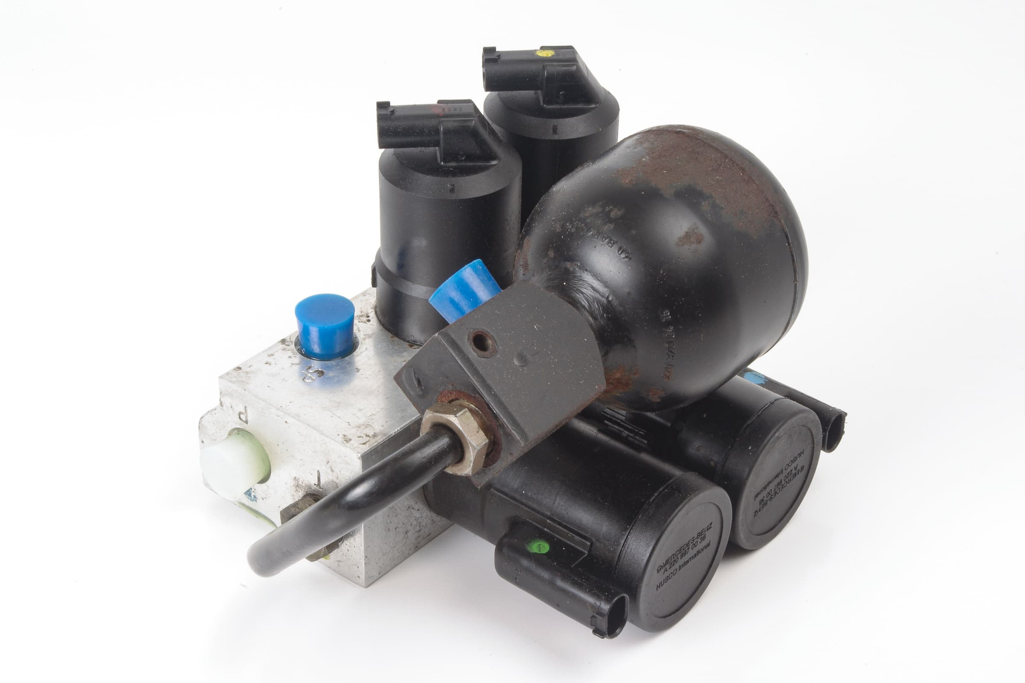 Mercedes 2203200358 ABC Valve Block - Rear | R129 R230 SL C215 CL W220 S