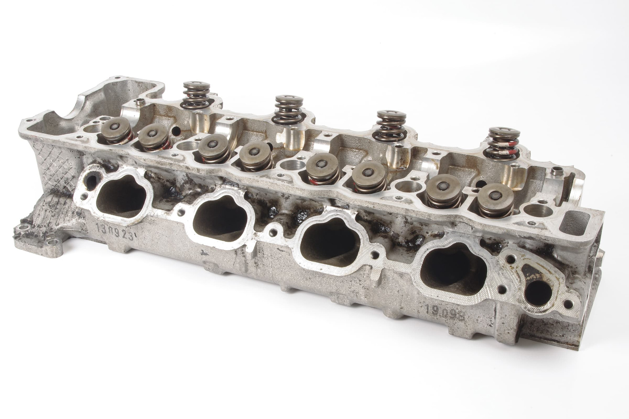 Mercedes 1130162401 AMG Cylinder Head - Right | W163 M C215 CL W220 S W463 G