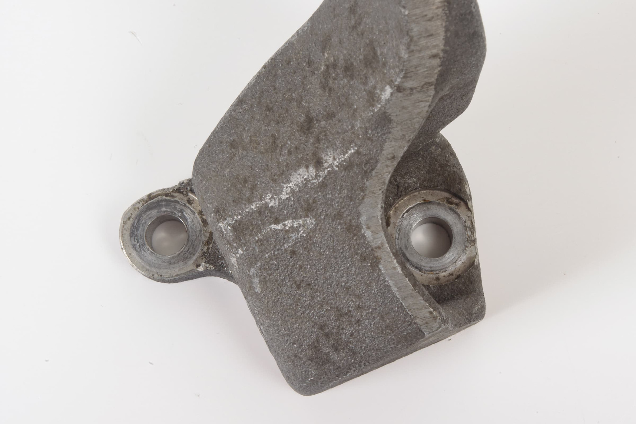 Mercedes 1122230641 Engine Mount Bracket | R170 SLK W203 C W211 E C215 CL...