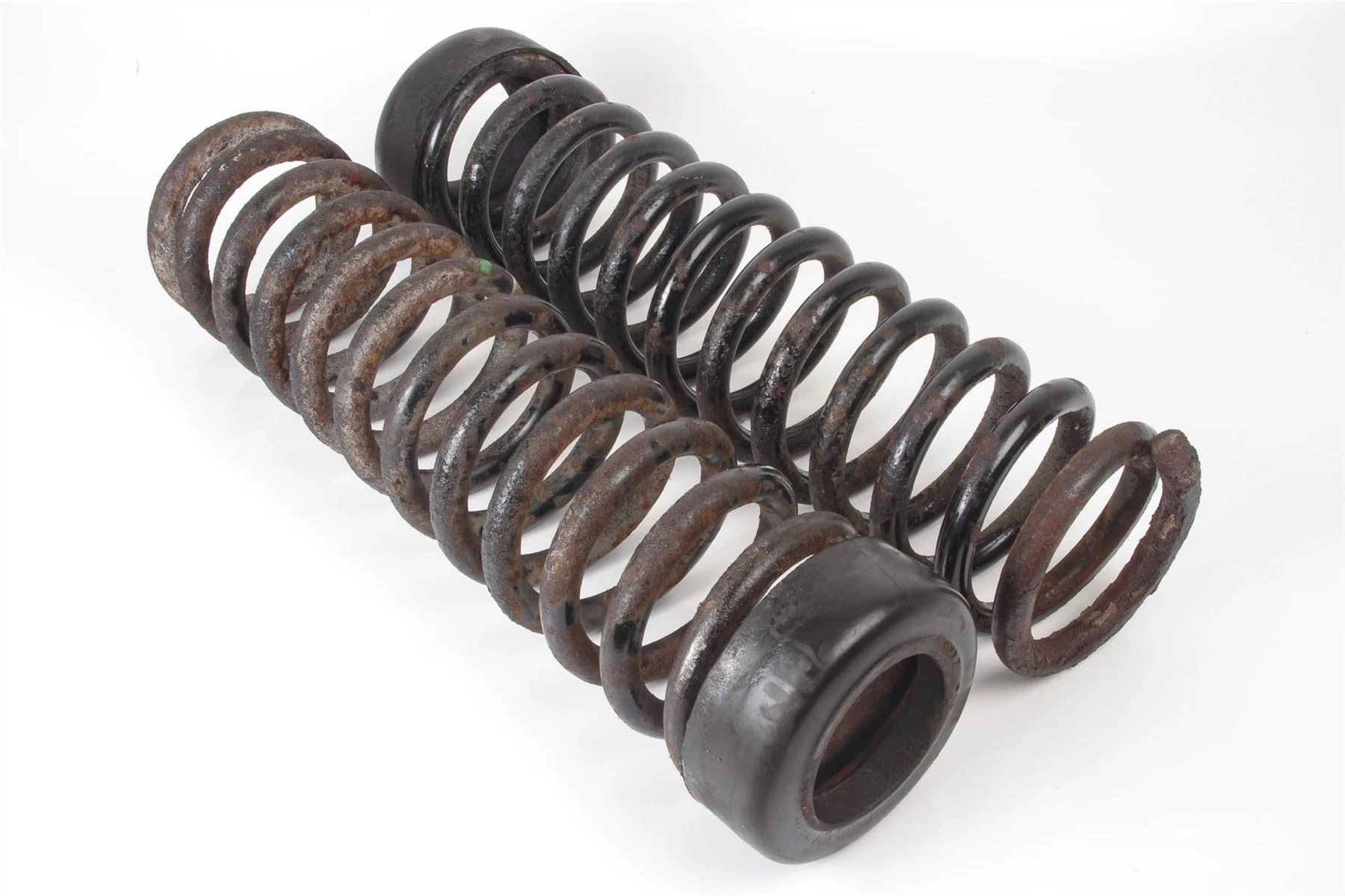 Mercedes 1143210504 Suspension Coil Spring x2 - Front (a) | C107 R107 SL W114...
