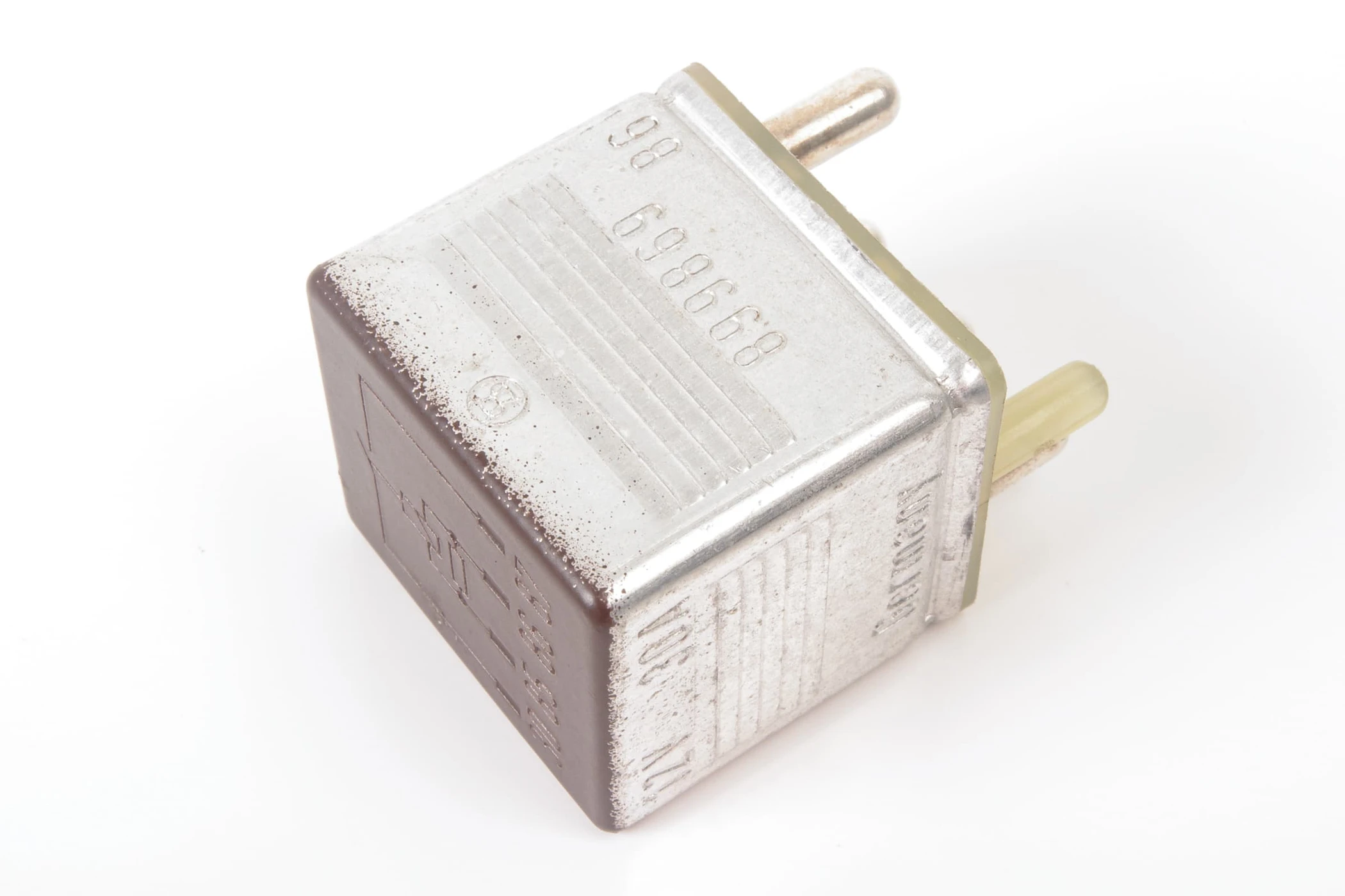 Mercedes 0015428319 Fuel Pump Relay | W140 V140 C140 S