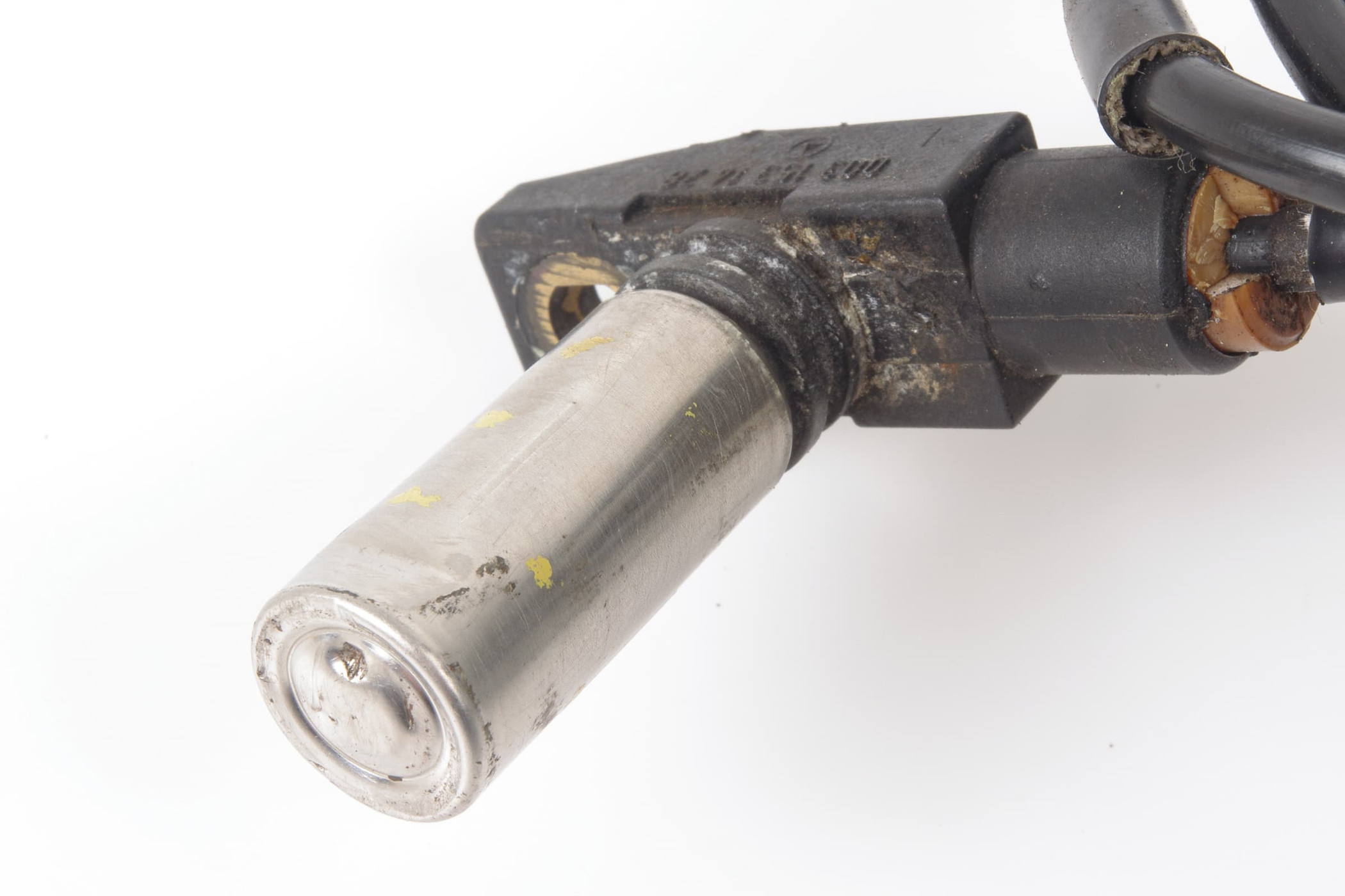 Mercedes 0031531428 Crankshaft Position Sensor | W140 V140 C140 S