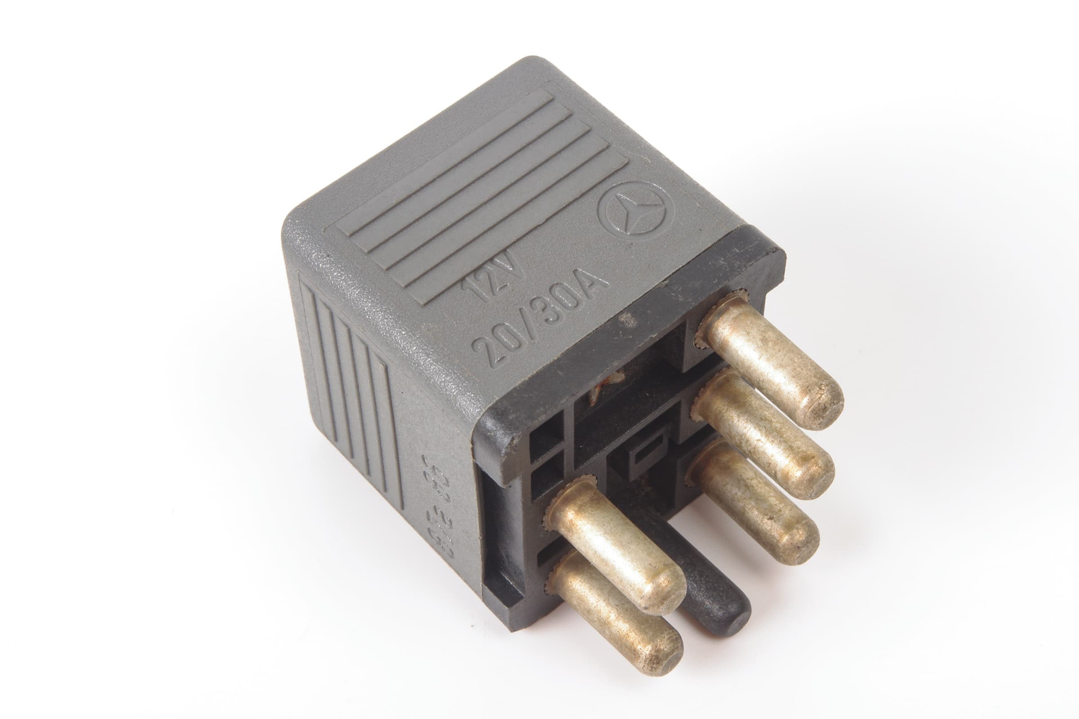 Mercedes 0015420219 Multi Function Relay (b) | W100 W108 W109 W111 W116 W126...