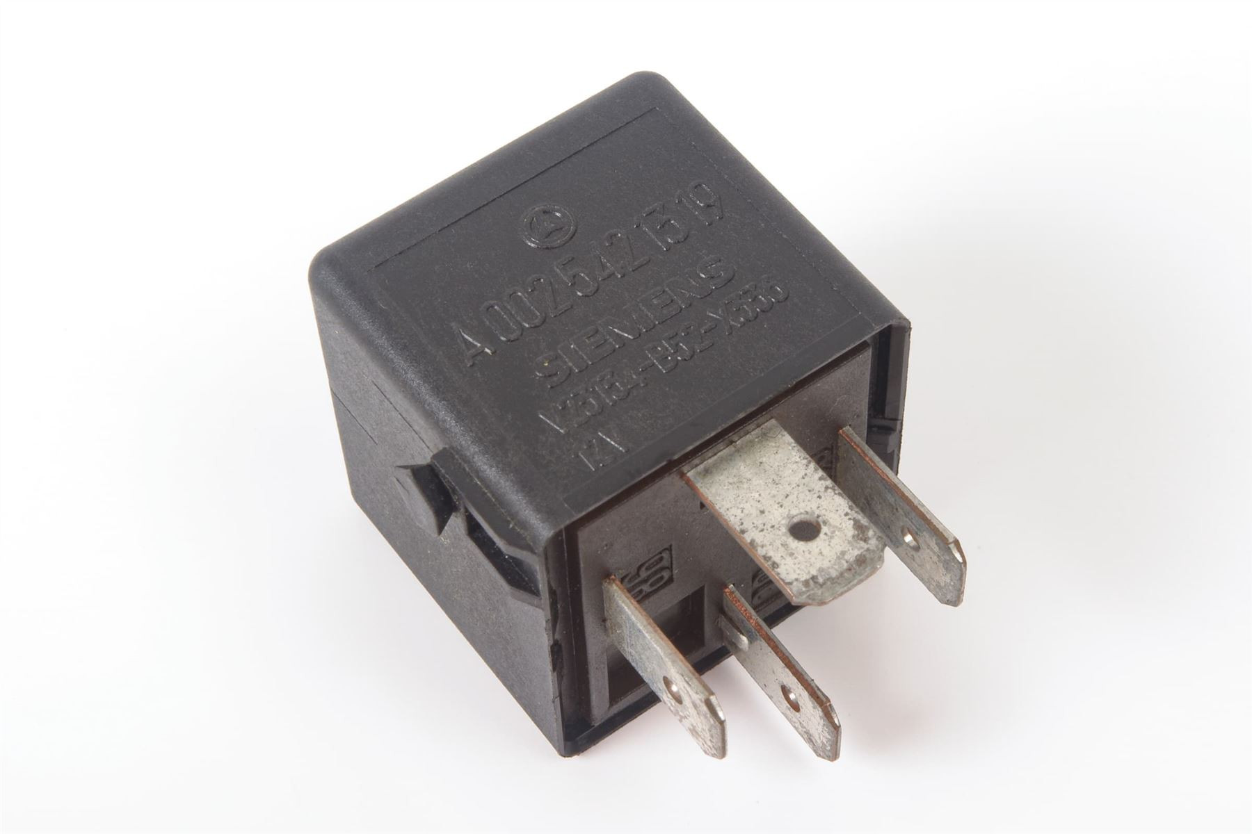 Mercedes 0025421319 Multi Function Relay (a) | R129 R230 R231 SL W164 W166 M...