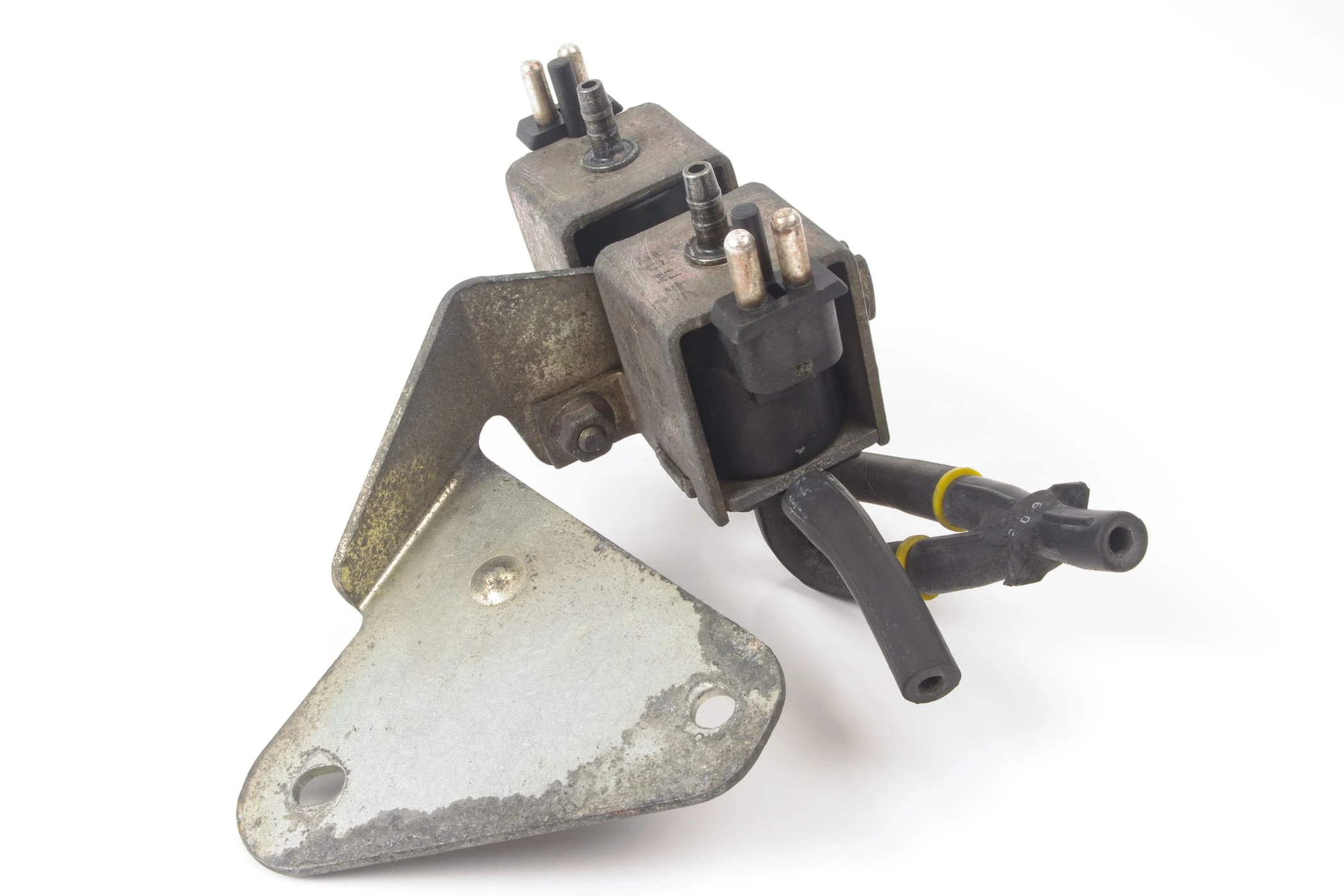 Mercedes 0015408697 Air Injection Valve (b) | W100 W108 W109 W111 W116 W126...