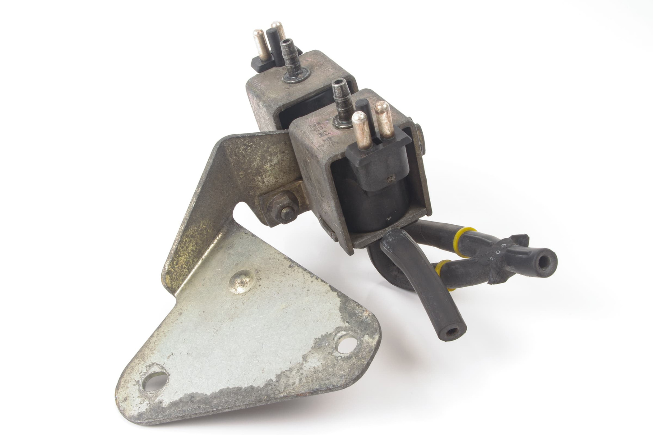 Mercedes 0015408697 Air Injection Valve (b) | W100 W108 W109 W111 W116 W126...