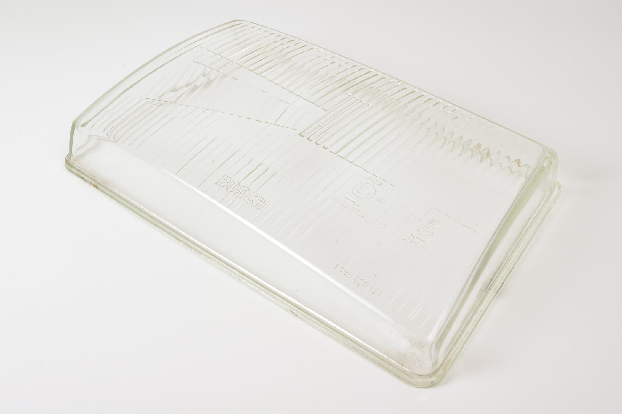 Mercedes 0018266890 Headlight Lens - Right | W100 W108 W109 W111 S C107 R107...