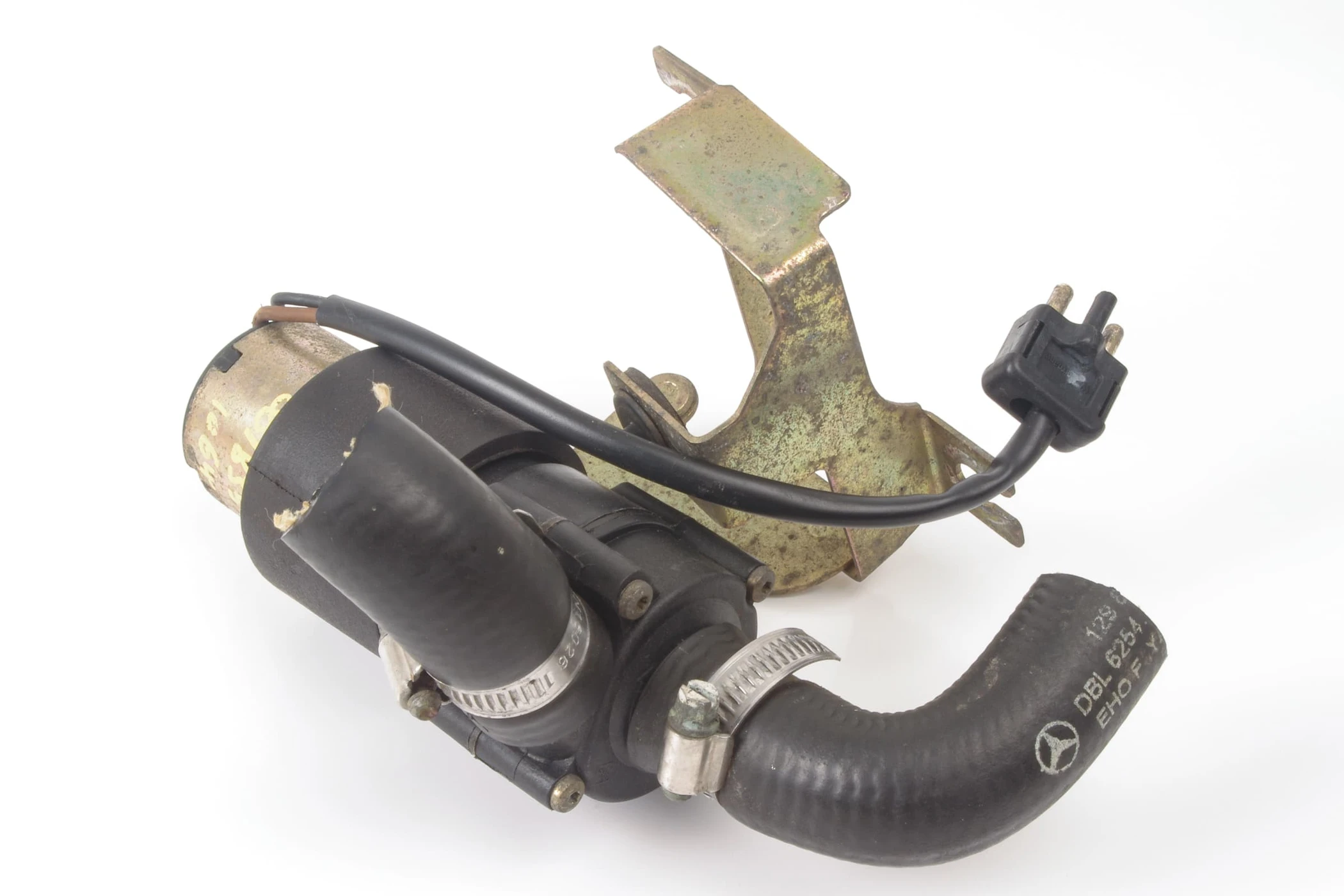 Mercedes 0018351064 Water Pump (a) | W124 E R129 SL