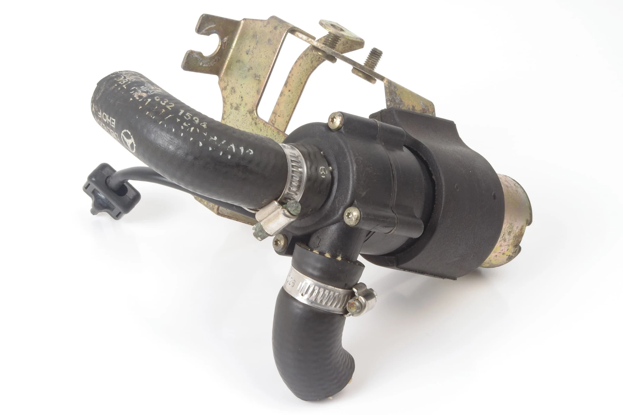 Mercedes 0018351064 Water Pump (a) | W124 E R129 SL