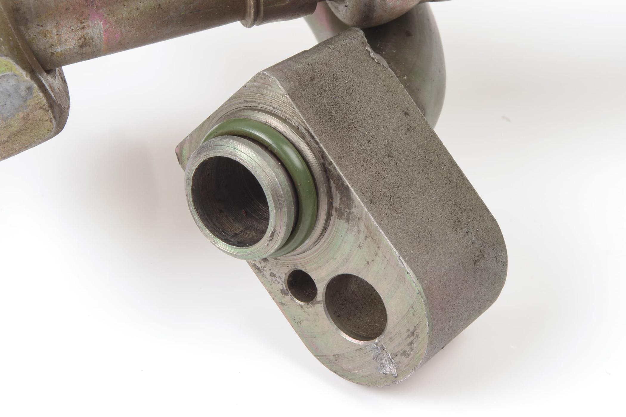 Mercedes 1122301256 A/C Compressor Hose | R129 SL