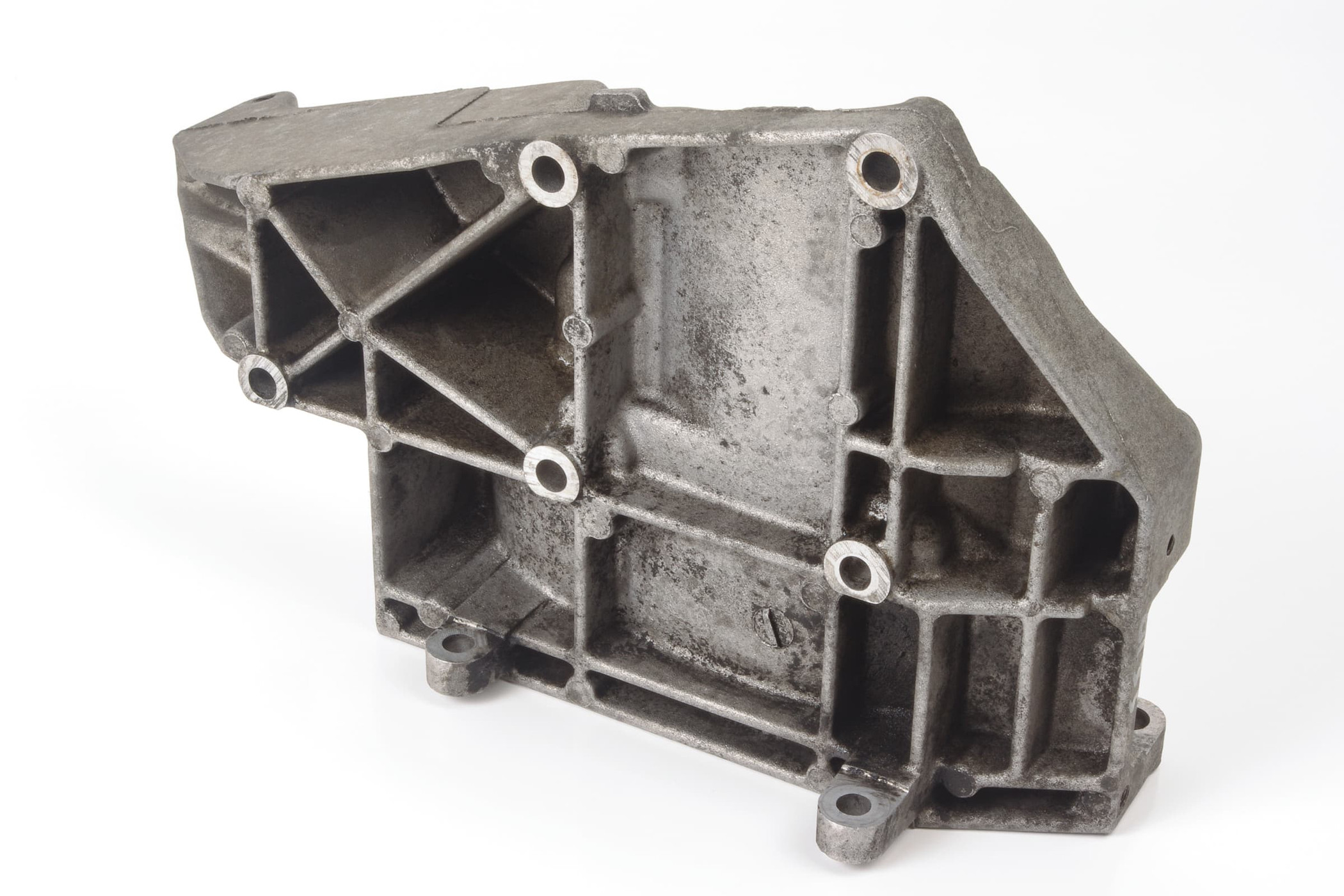 Mercedes 1041550135 Alternator Bracket | W124 E W126 W140 S R129 SL W201 C