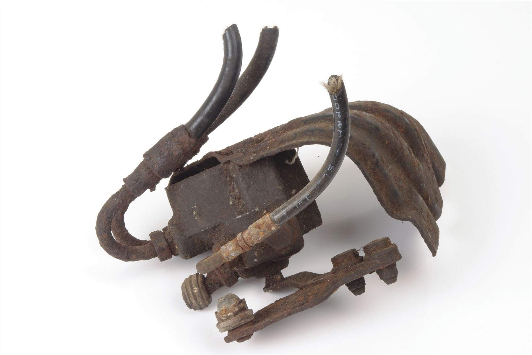 Mercedes 1243200058 Level Control Valve - Rear | W124 E W126 W140 S R129 SL...