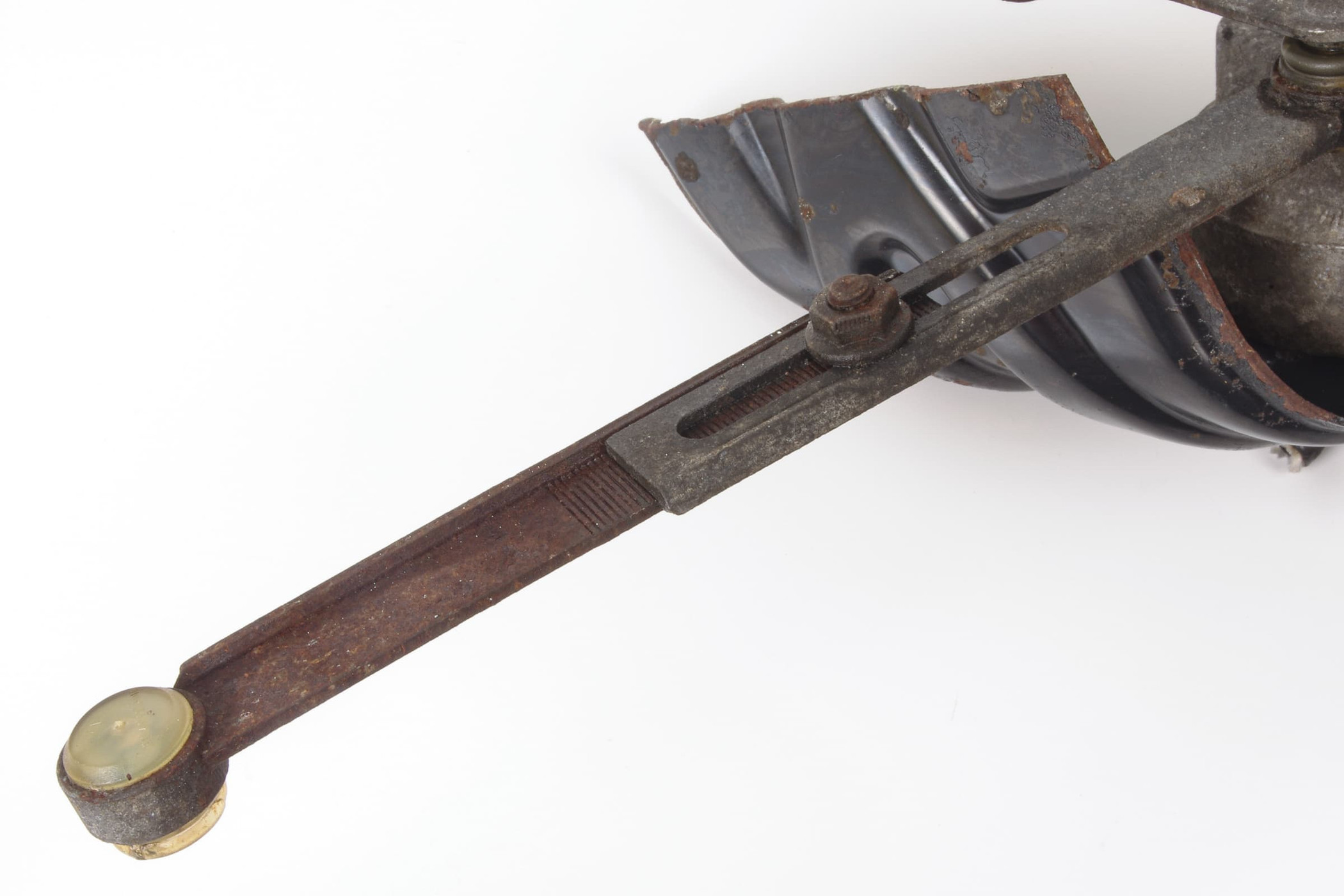 Mercedes 1243200058 Level Control Valve - Rear (a) | W124 E W126 W140 S R129...