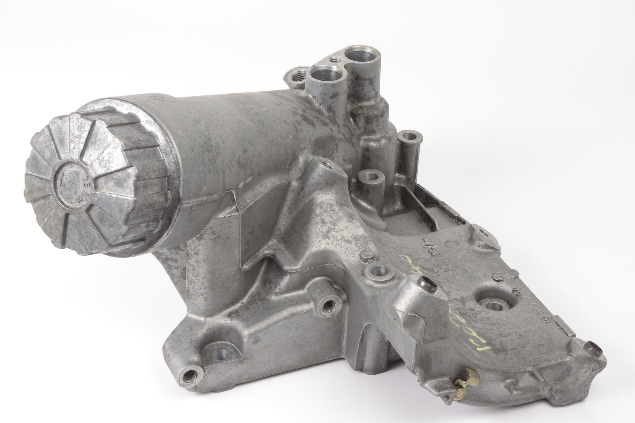 Mercedes 1202300040 Oil Filter Housing | W140 V140 C140 S